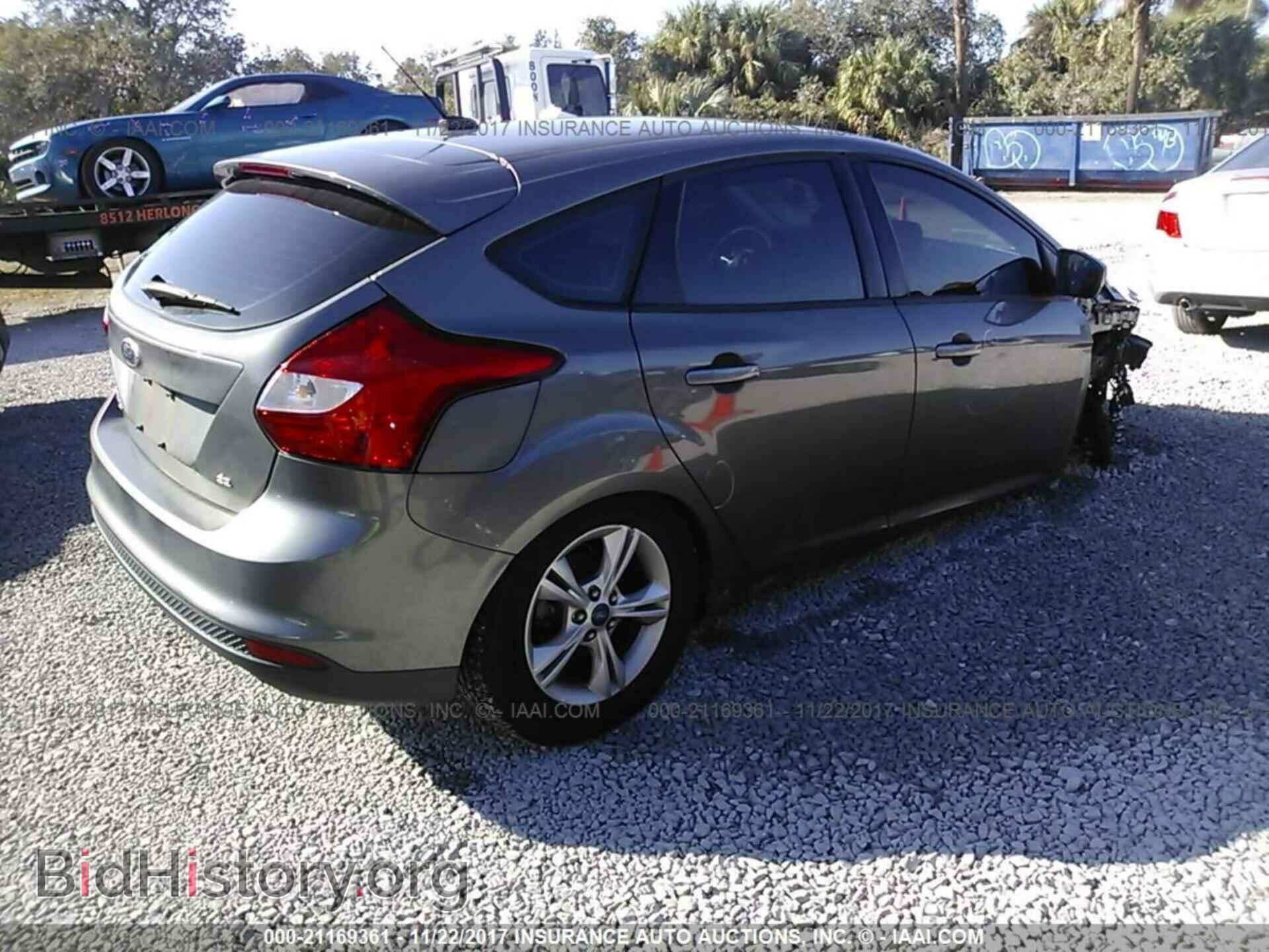 2012 Ford Focus - VIN: 1FAHP3K24CL254656 - Photo 4