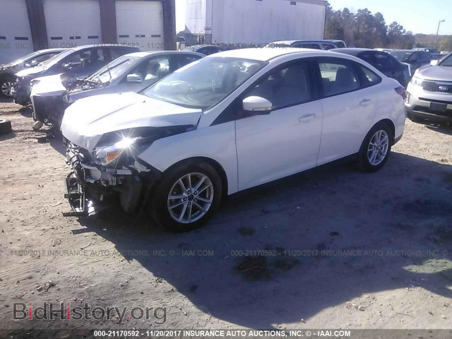 2016 Ford Focus - VIN: 1FADP3F23GL214406 - Photo 2