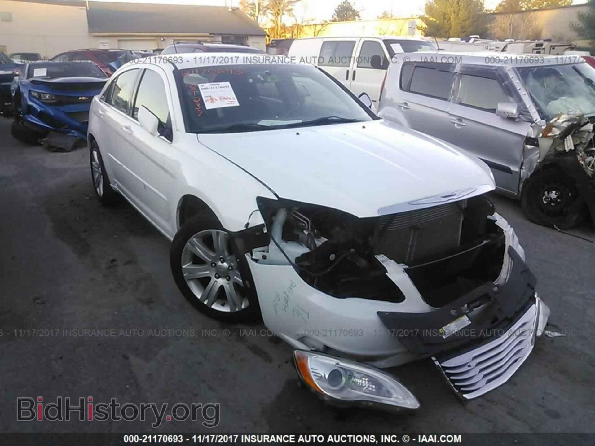 Photo 1C3CCBBB7DN656773 - Chrysler 200 2013
