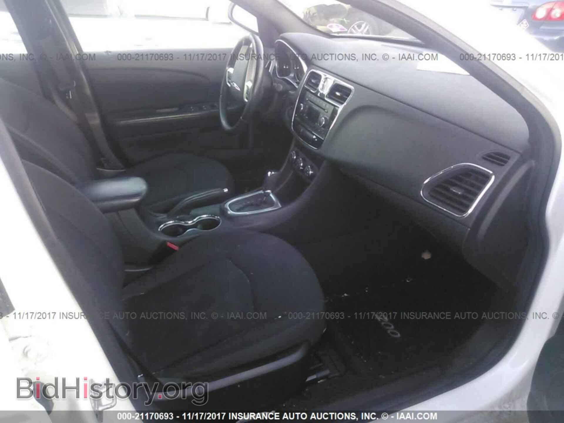 2013 Chrysler 200 - VIN: 1C3CCBBB7DN656773 - Photo 5