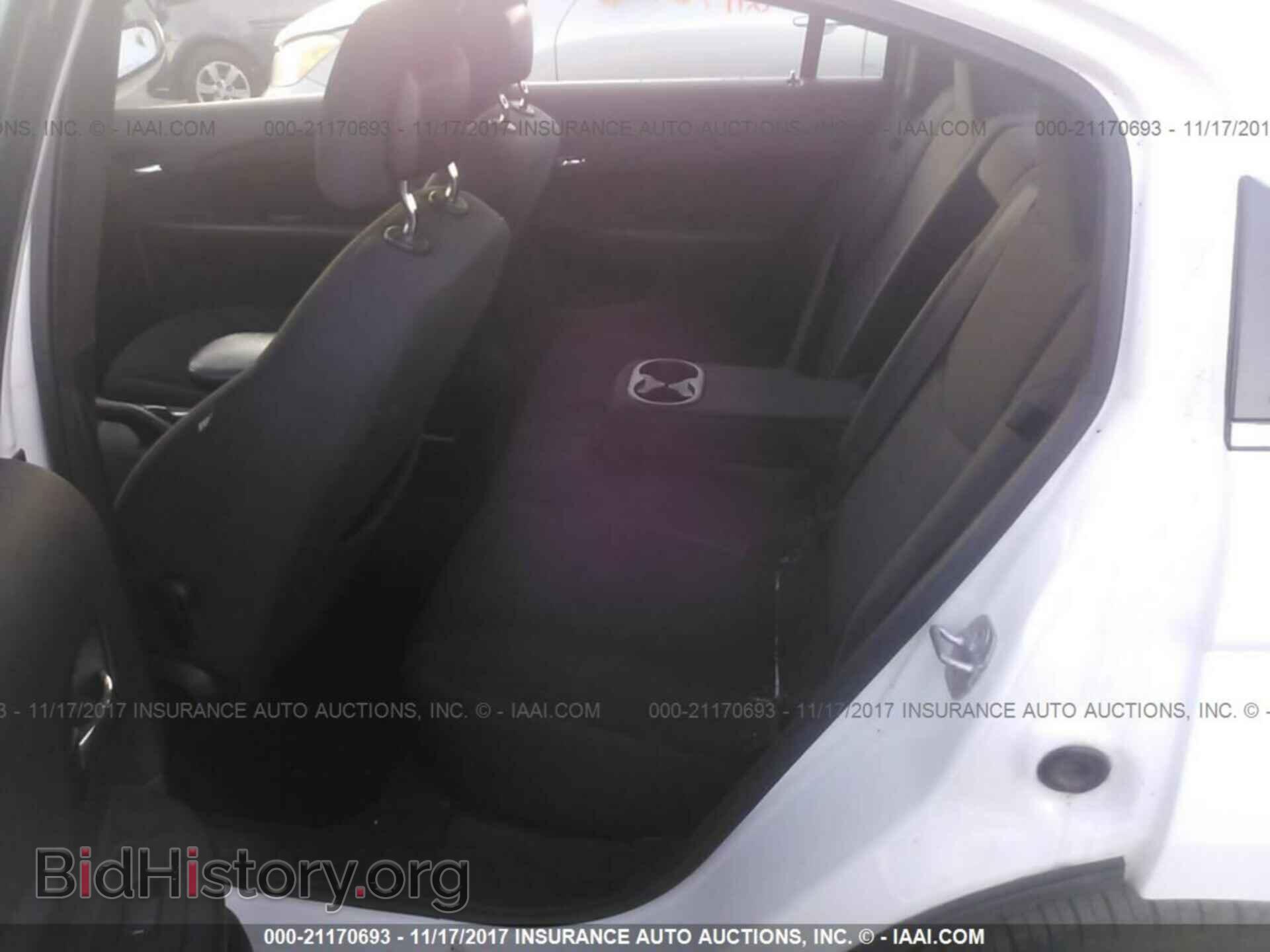 2013 Chrysler 200 - VIN: 1C3CCBBB7DN656773 - Photo 8
