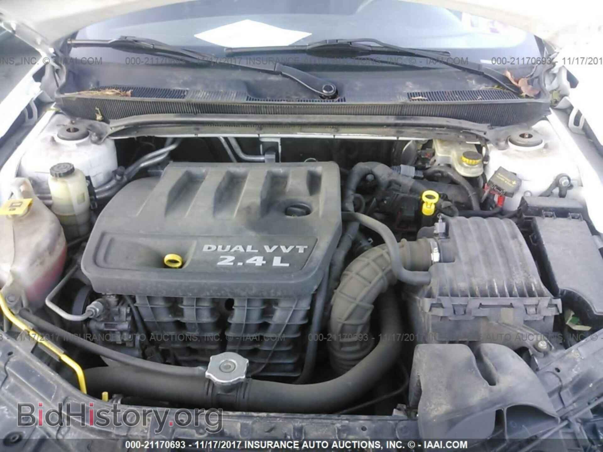 2013 Chrysler 200 - VIN: 1C3CCBBB7DN656773 - Photo 10