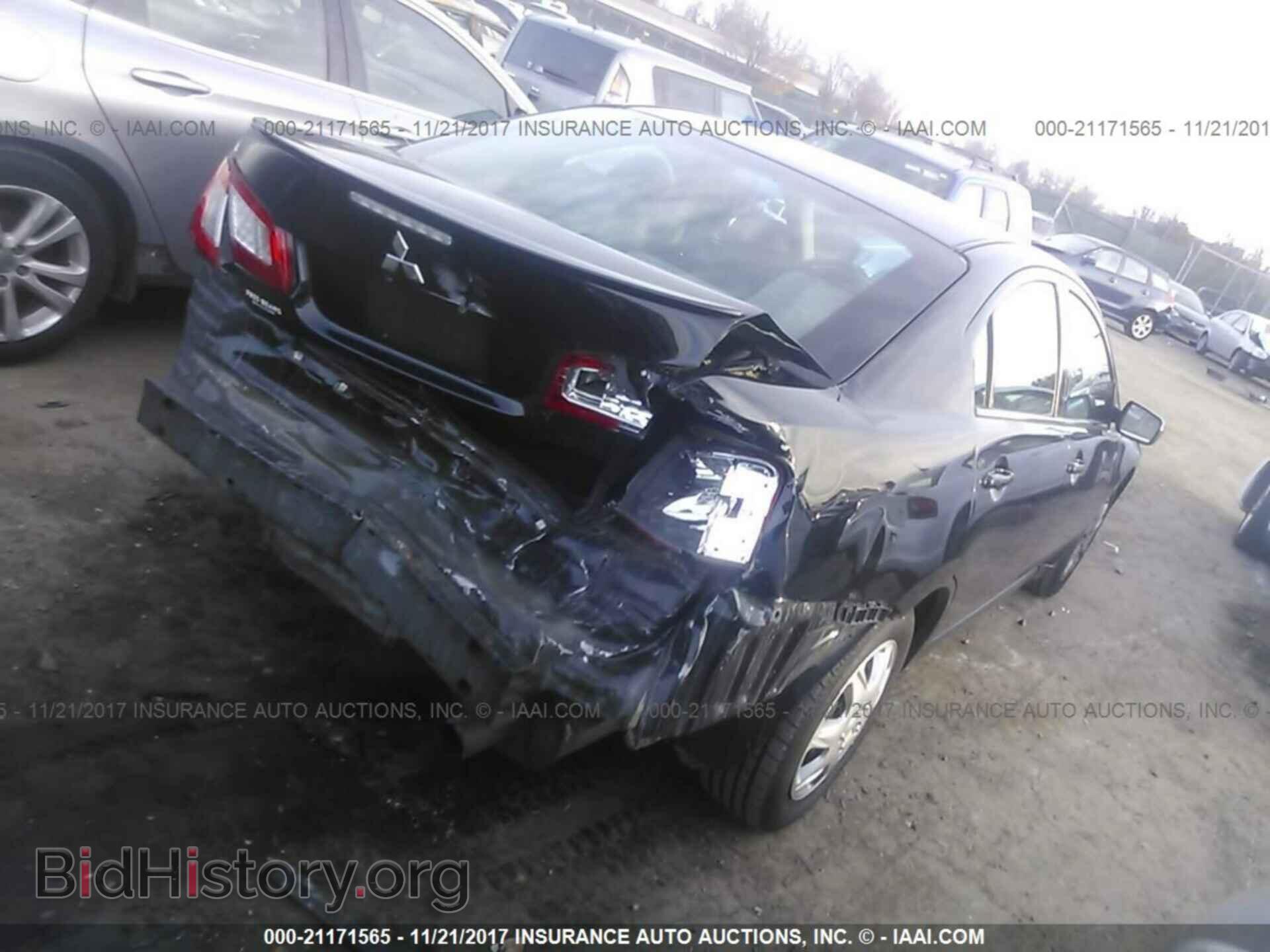 2011 Mitsubishi Galant - VIN: 4A32B3FF1BE009941 - Фото 4