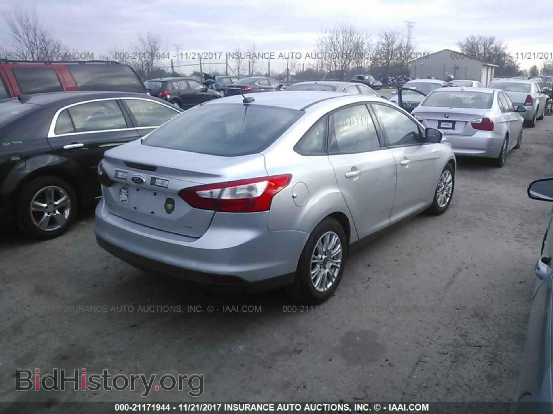 2012 Ford Focus - VIN: 1FAHP3F24CL179466 - Photo 4