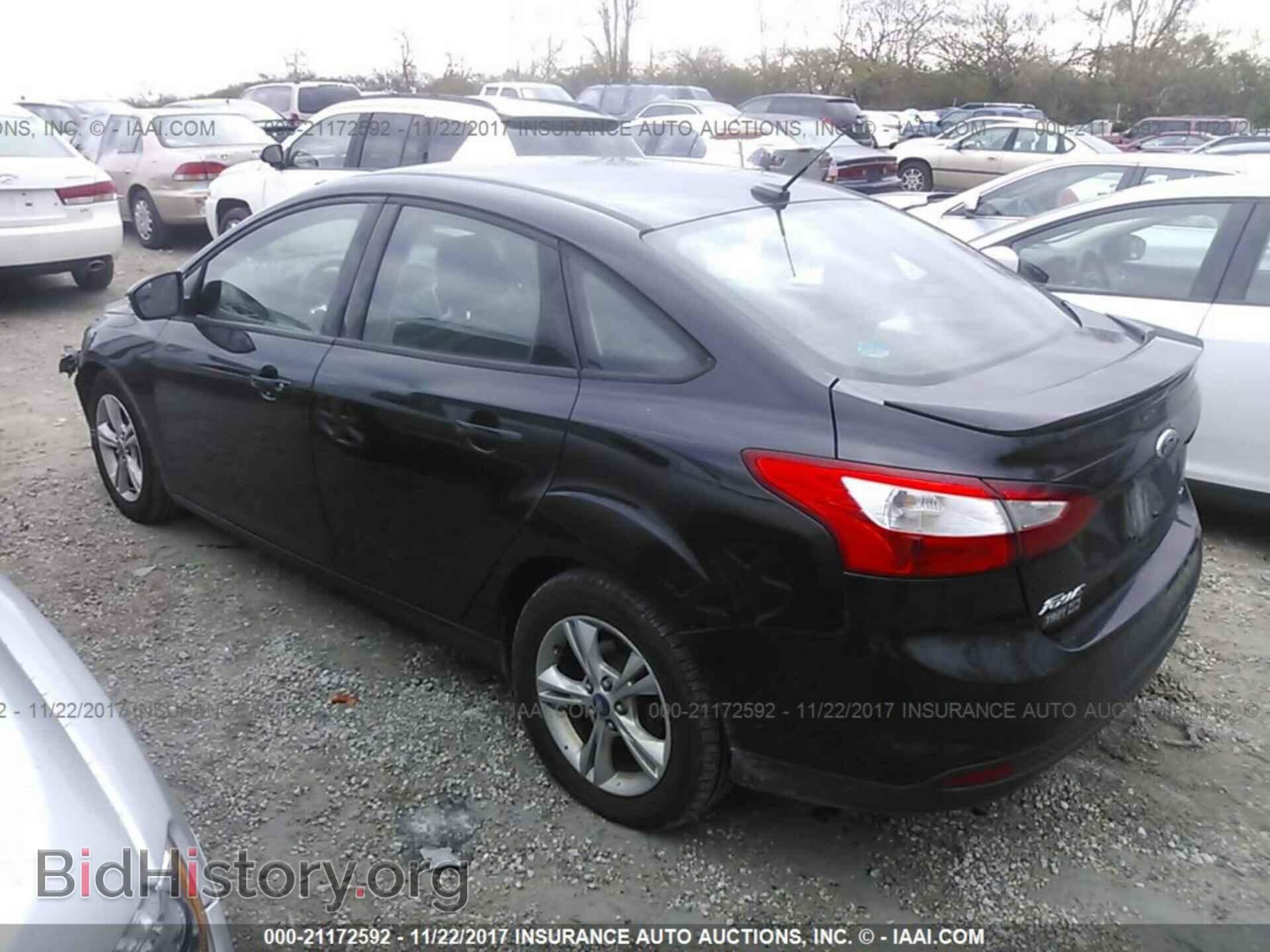 2012 Ford Focus - VIN: 1FAHP3F21CL242944 - Photo 3