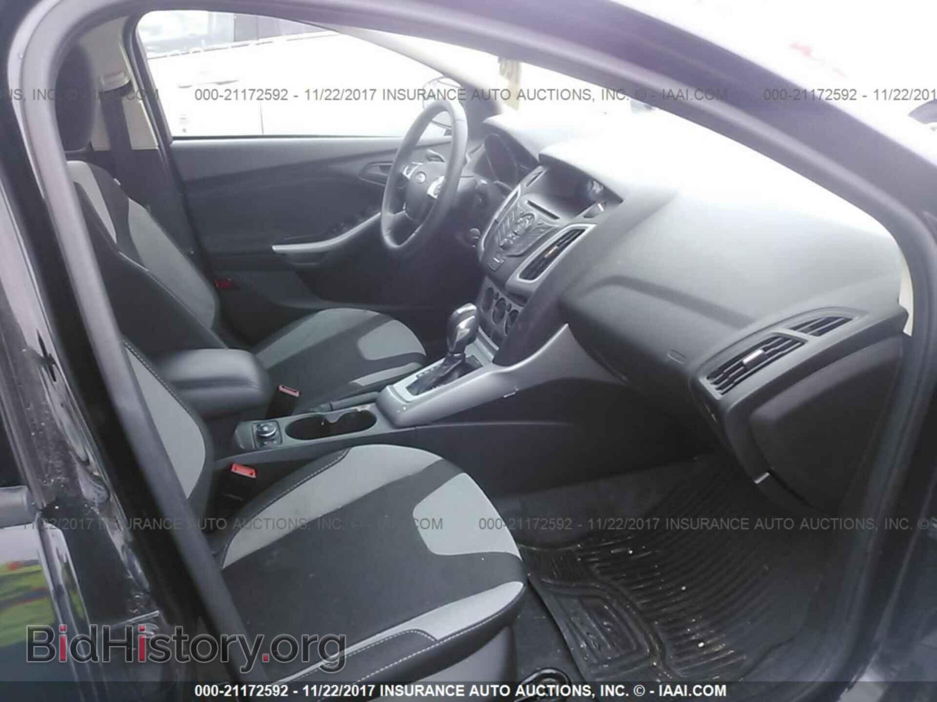 2012 Ford Focus - VIN: 1FAHP3F21CL242944 - Photo 5