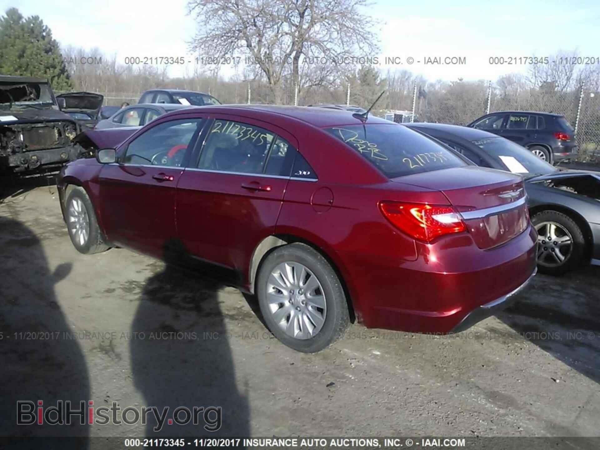 2014 Chrysler 200 - VIN: 1C3CCBAB1EN207186 - Фото 3
