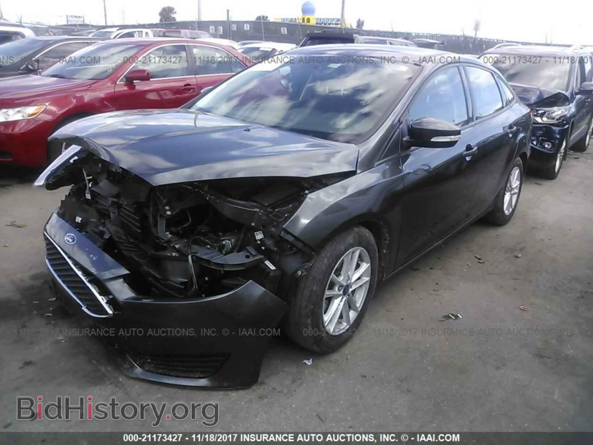 2016 Ford Focus - VIN: 1FADP3F25GL367935 - Фото 2