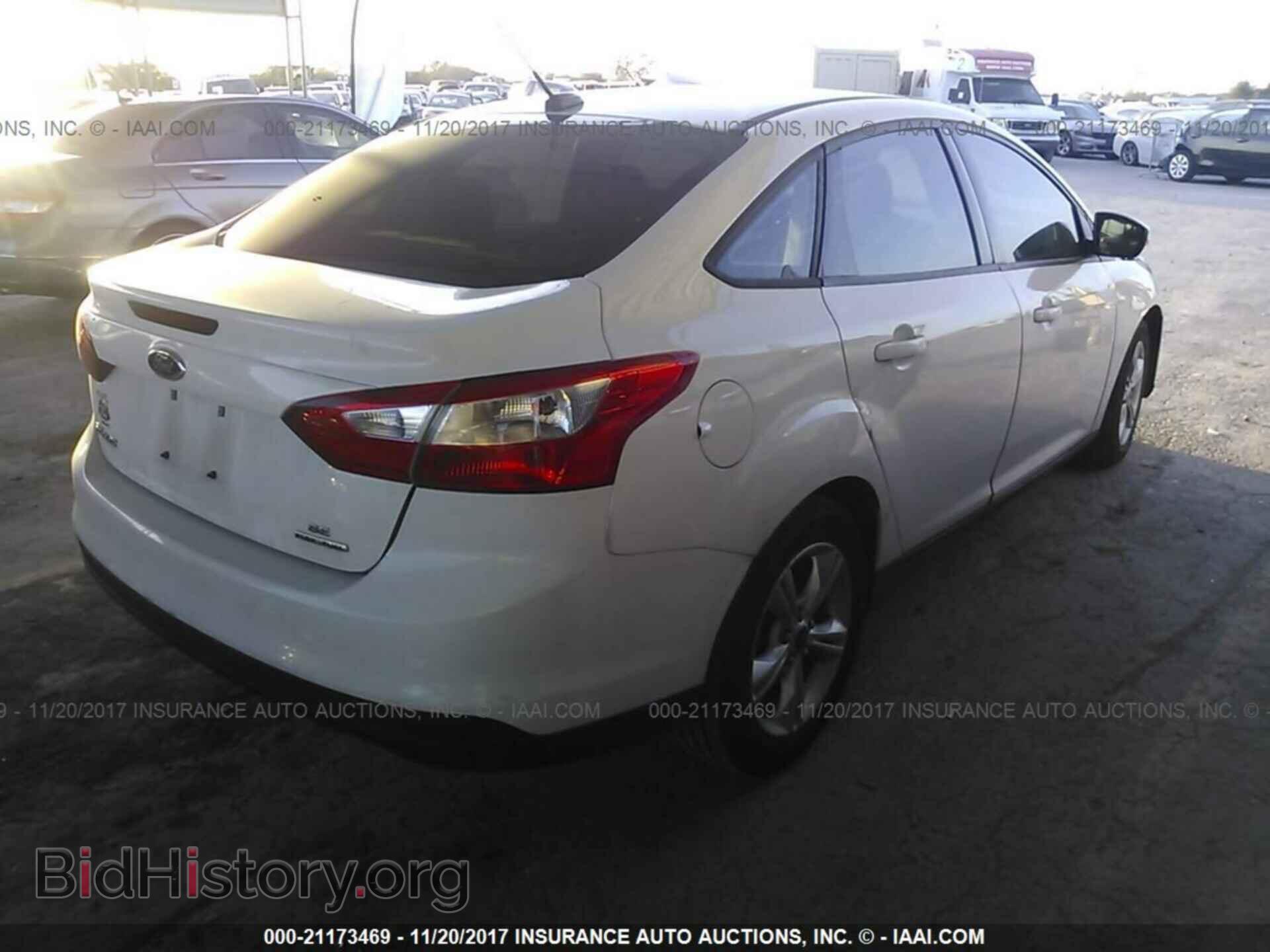 2014 Ford Focus - VIN: 1FADP3F2XEL372450 - Фото 4
