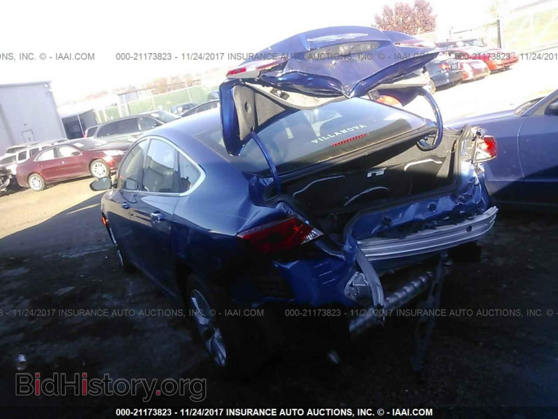 2015 Chrysler 200 - VIN: 1C3CCCCB5FN507415 - Photo 3