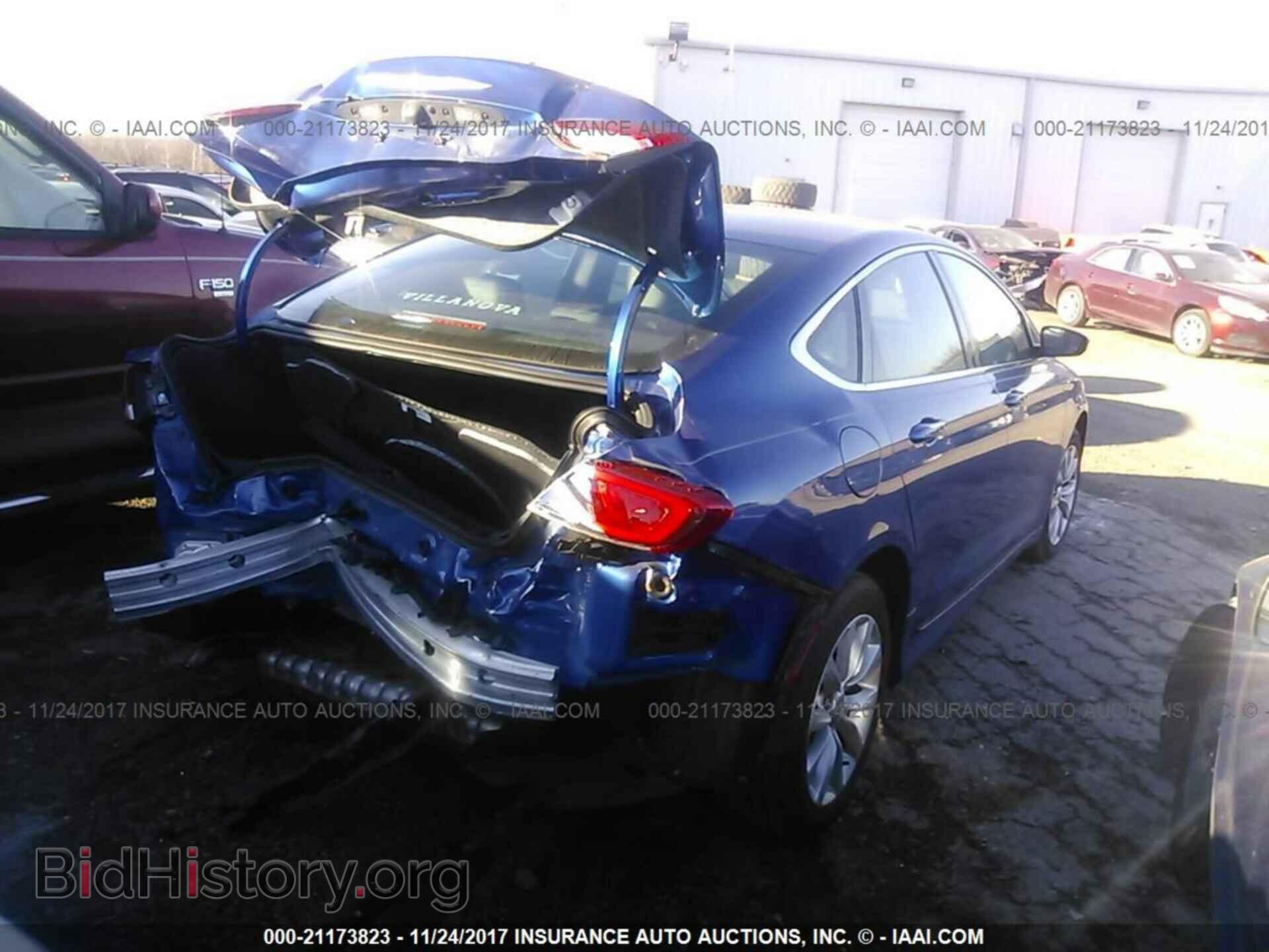 2015 Chrysler 200 - VIN: 1C3CCCCB5FN507415 - Photo 4