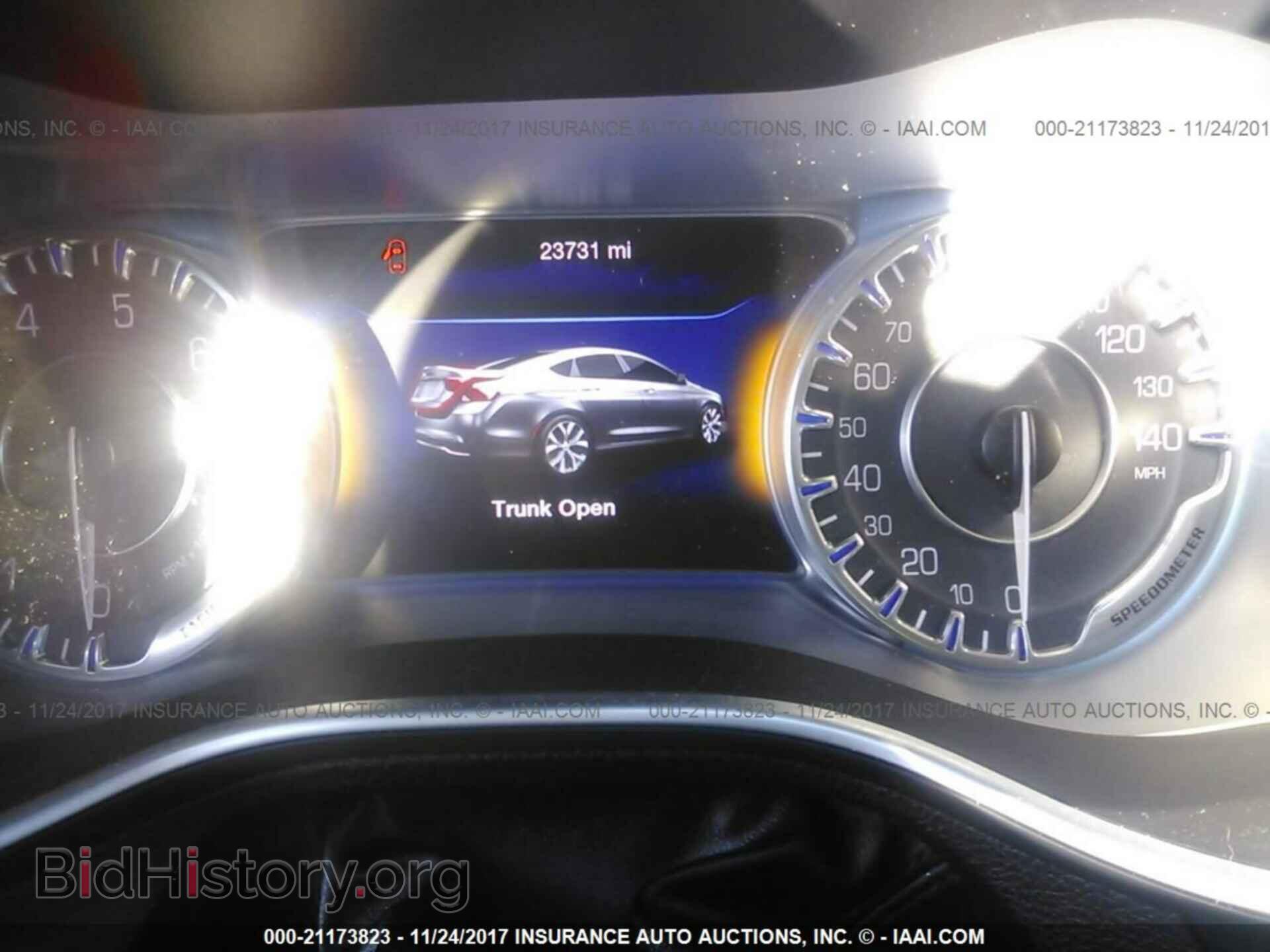 2015 Chrysler 200 - VIN: 1C3CCCCB5FN507415 - Photo 7