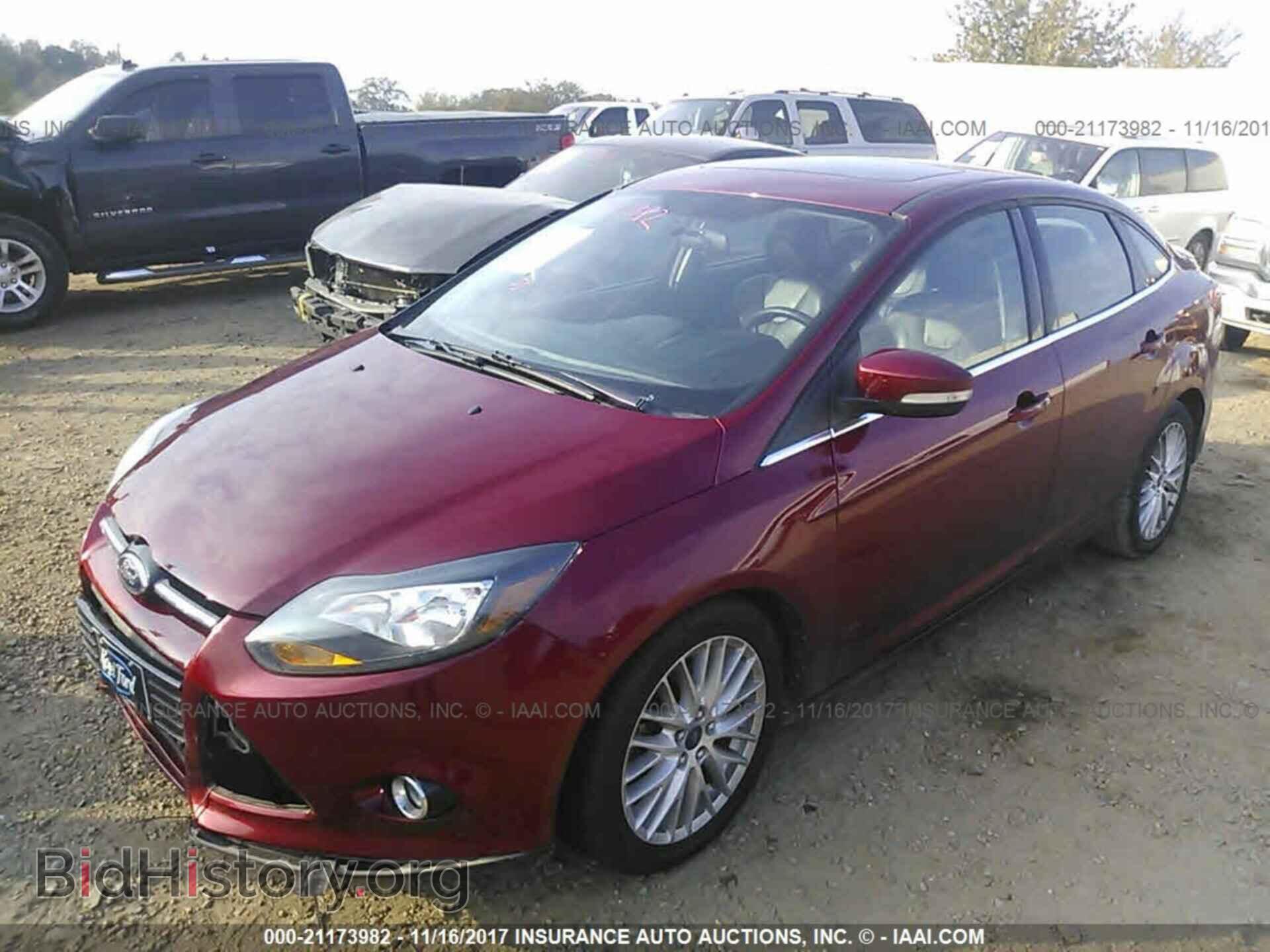 2013 Ford Focus - VIN: 1FADP3J20DL177236 - Фото 2