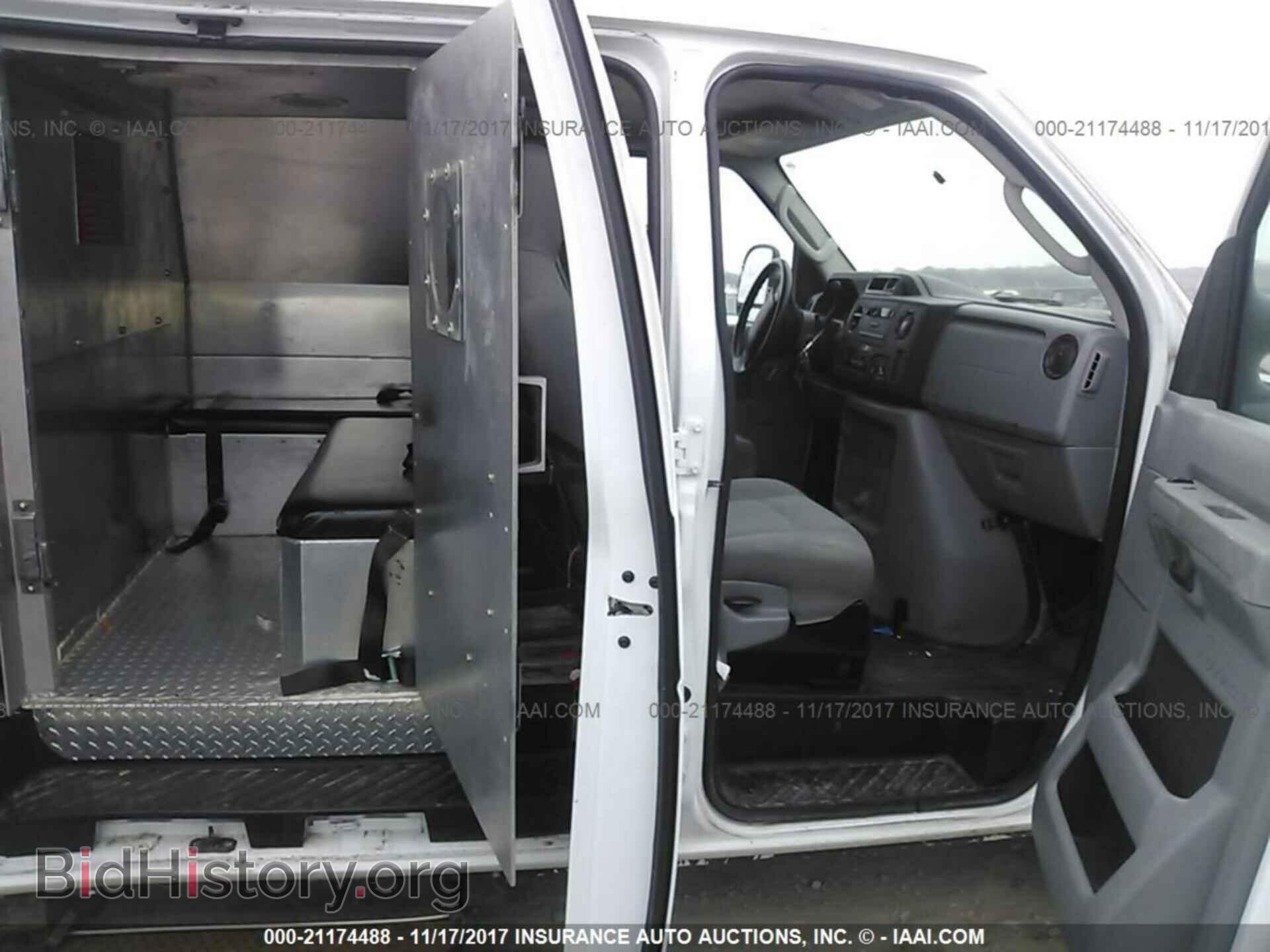 2011 Ford Econoline - VIN: 1FTSS3ES2BDA33916 - Фото 5