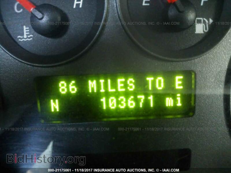 2006 Ford TAURUS (VIN 1FAFP56U56A203231) — photo 7 of 10