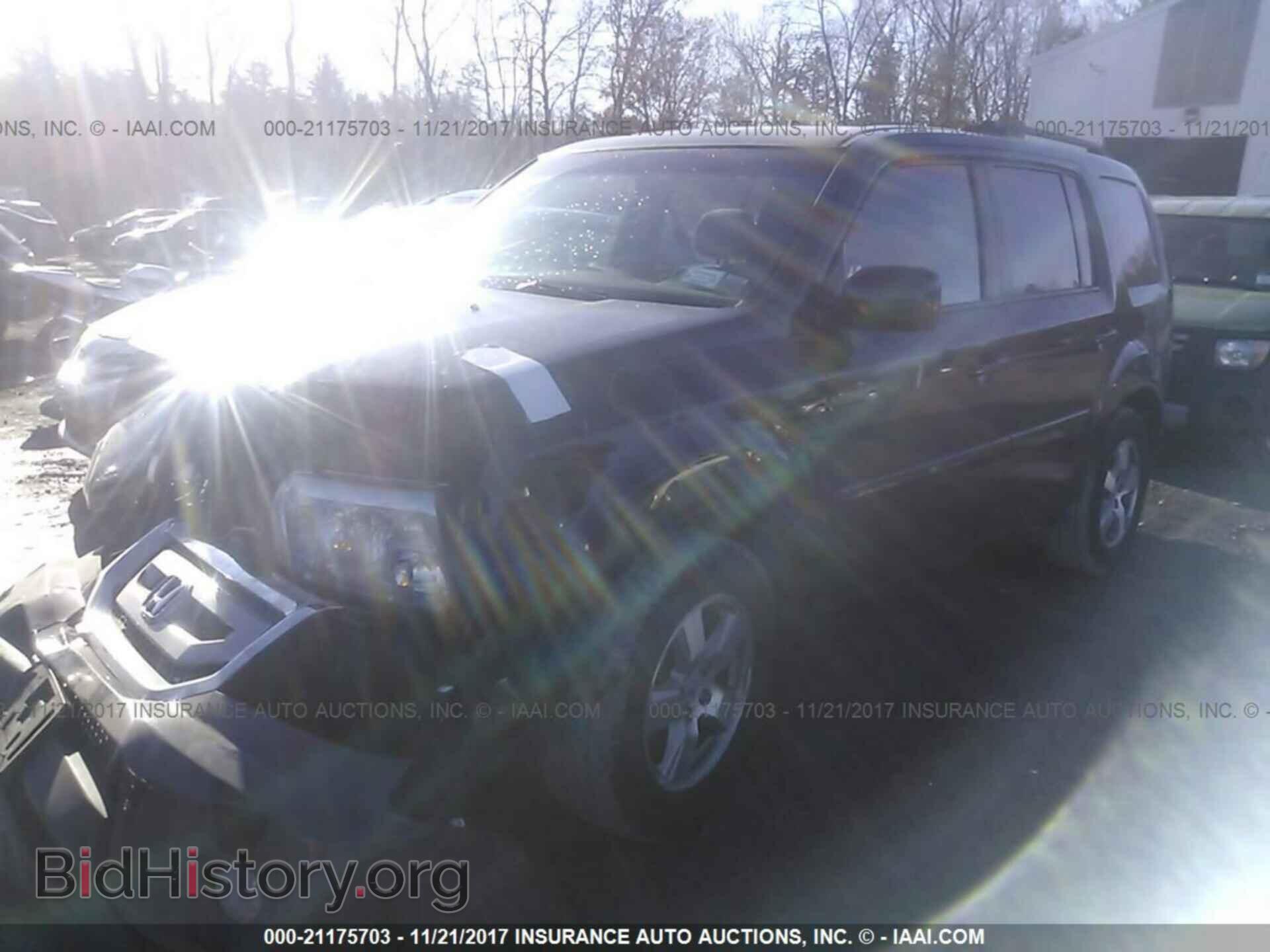 2011 Honda Pilot - VIN: 5FNYF4H46BB062782 - Фото 2