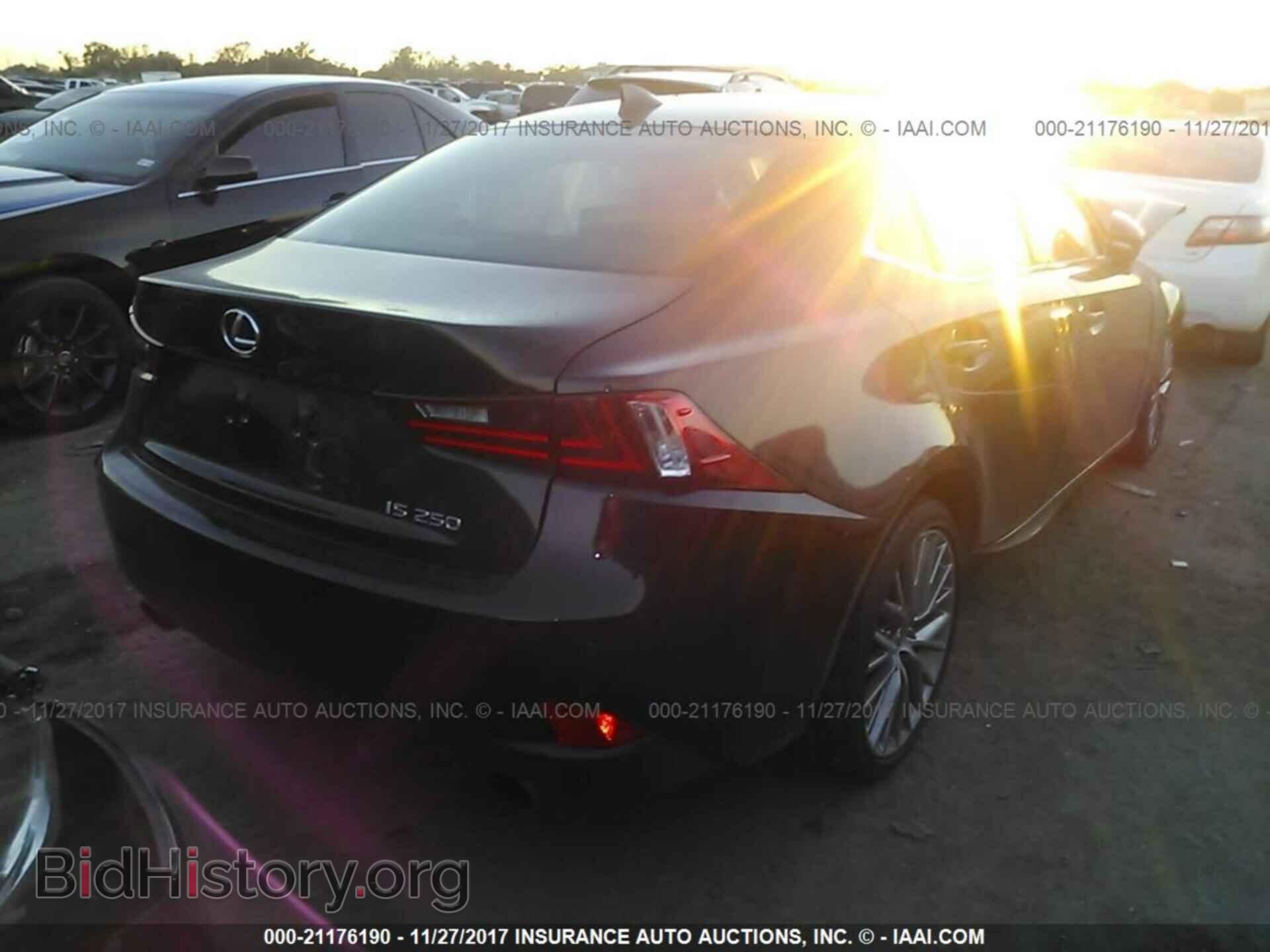 2014 Lexus Is - VIN: JTHBF1D28E5031322 - Photo 4
