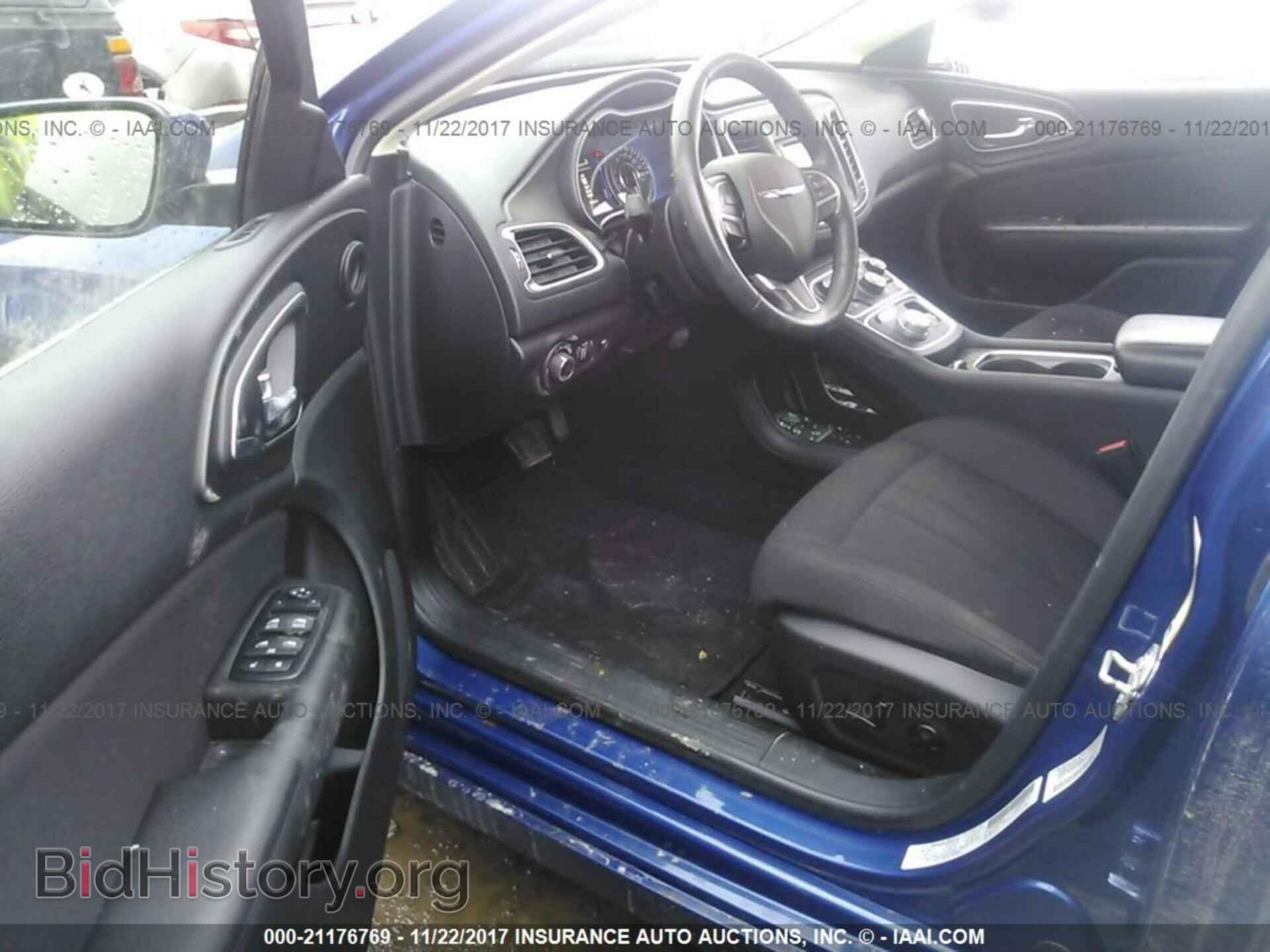 2015 Chrysler 200 - VIN: 1C3CCCAB7FN581907 - Photo 5