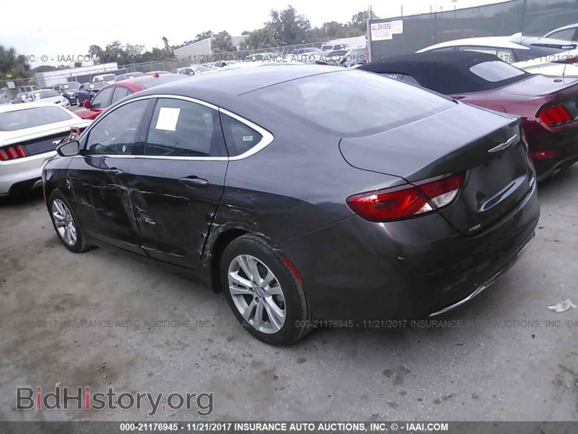 2016 Chrysler 200 - VIN: 1C3CCCAB4GN176606 - Photo 3