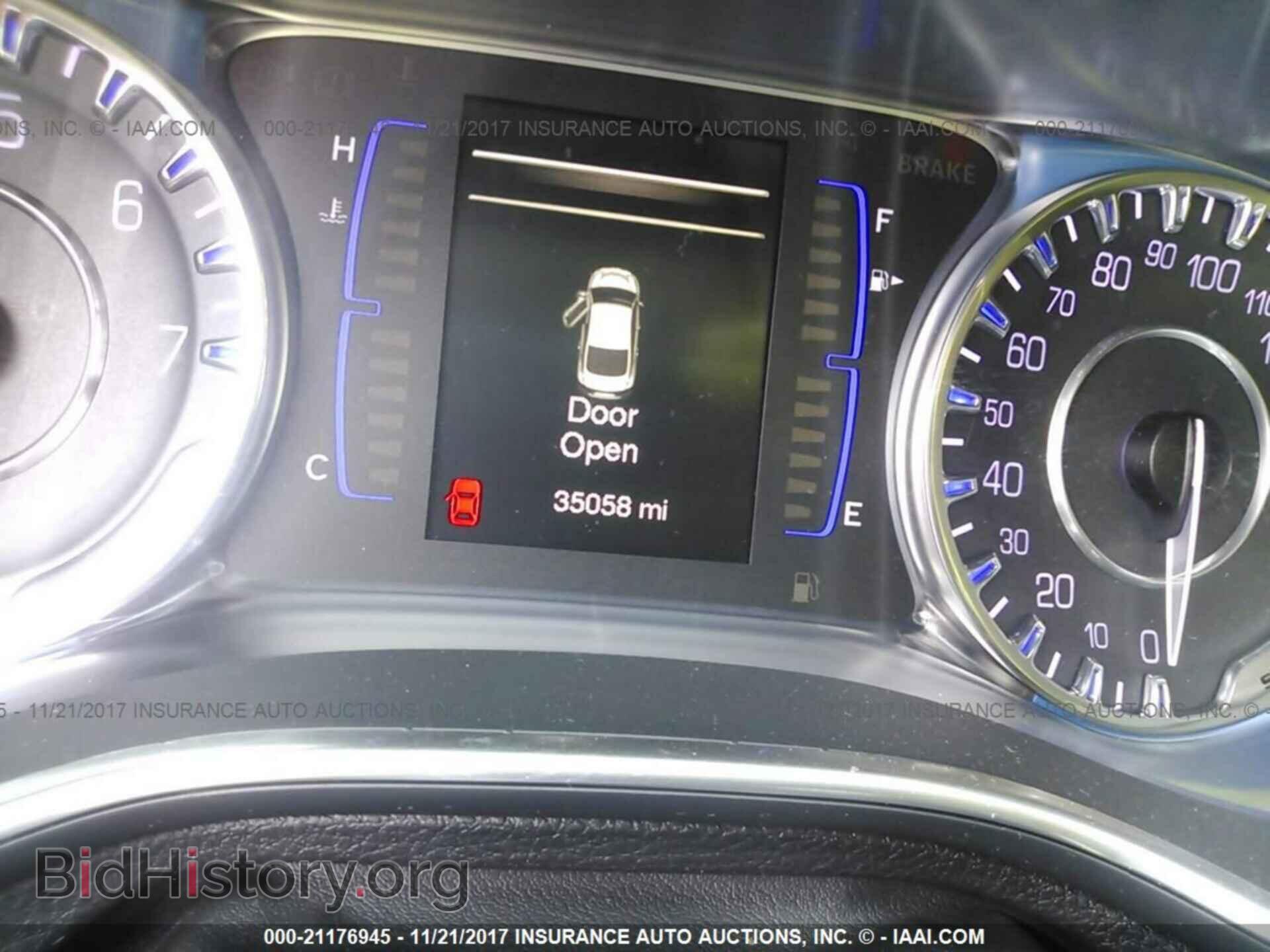 2016 Chrysler 200 - VIN: 1C3CCCAB4GN176606 - Photo 7