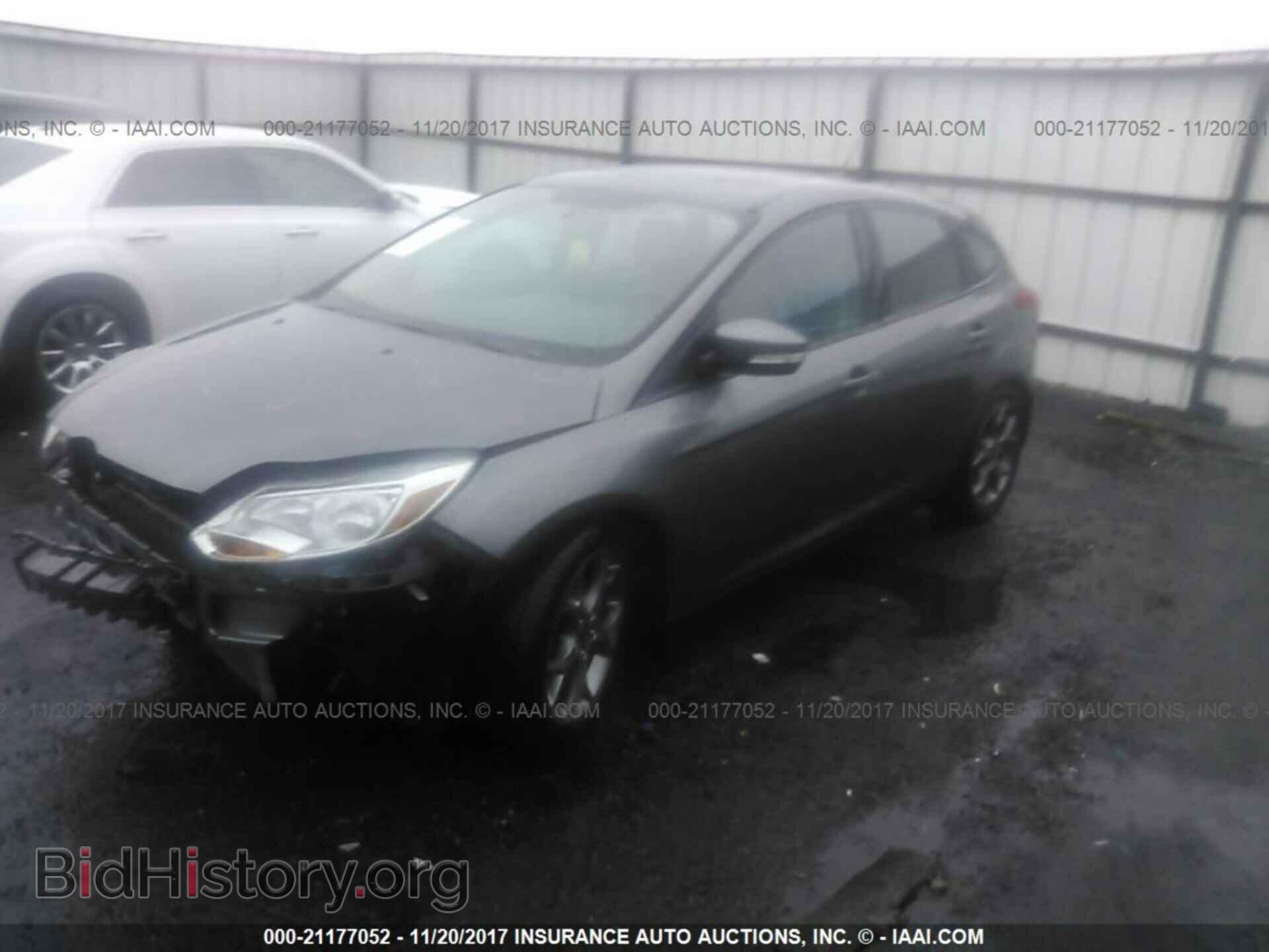 2013 Ford Focus - VIN: 1FADP3K20DL344225 - Фото 2