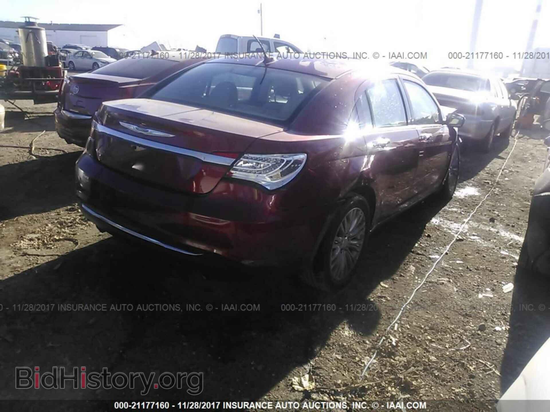 2012 Chrysler 200 - VIN: 1C3CCBCG9CN326979 - Фото 4