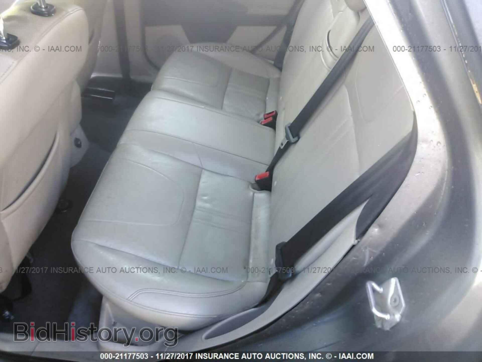 2012 Ford Focus - VIN: 1FAHP3M2XCL241407 - Photo 8