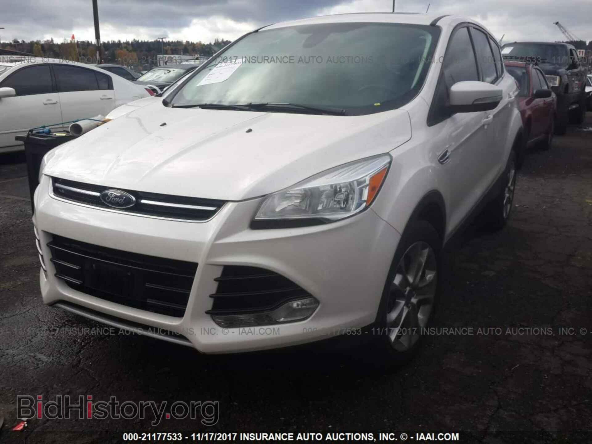 2013 Ford Escape - VIN: 1FMCU9H97DUD88220 - Фото 2