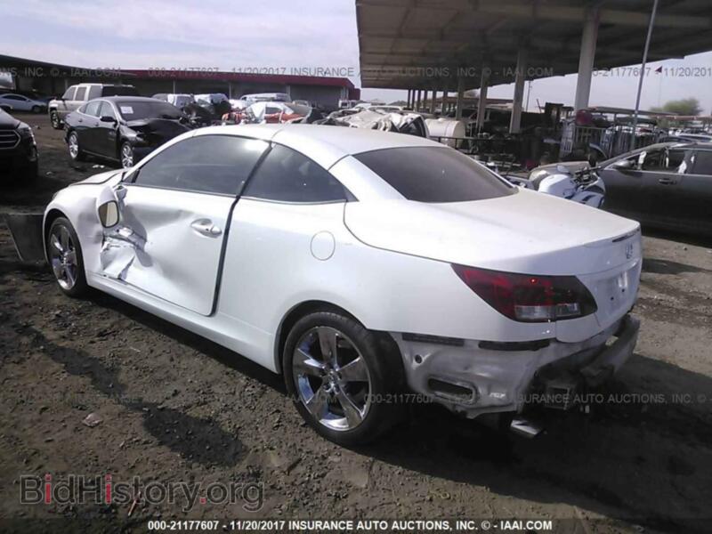 2011 Lexus IS (VIN JTHFE2C29B2505075) — фото 3 из 10