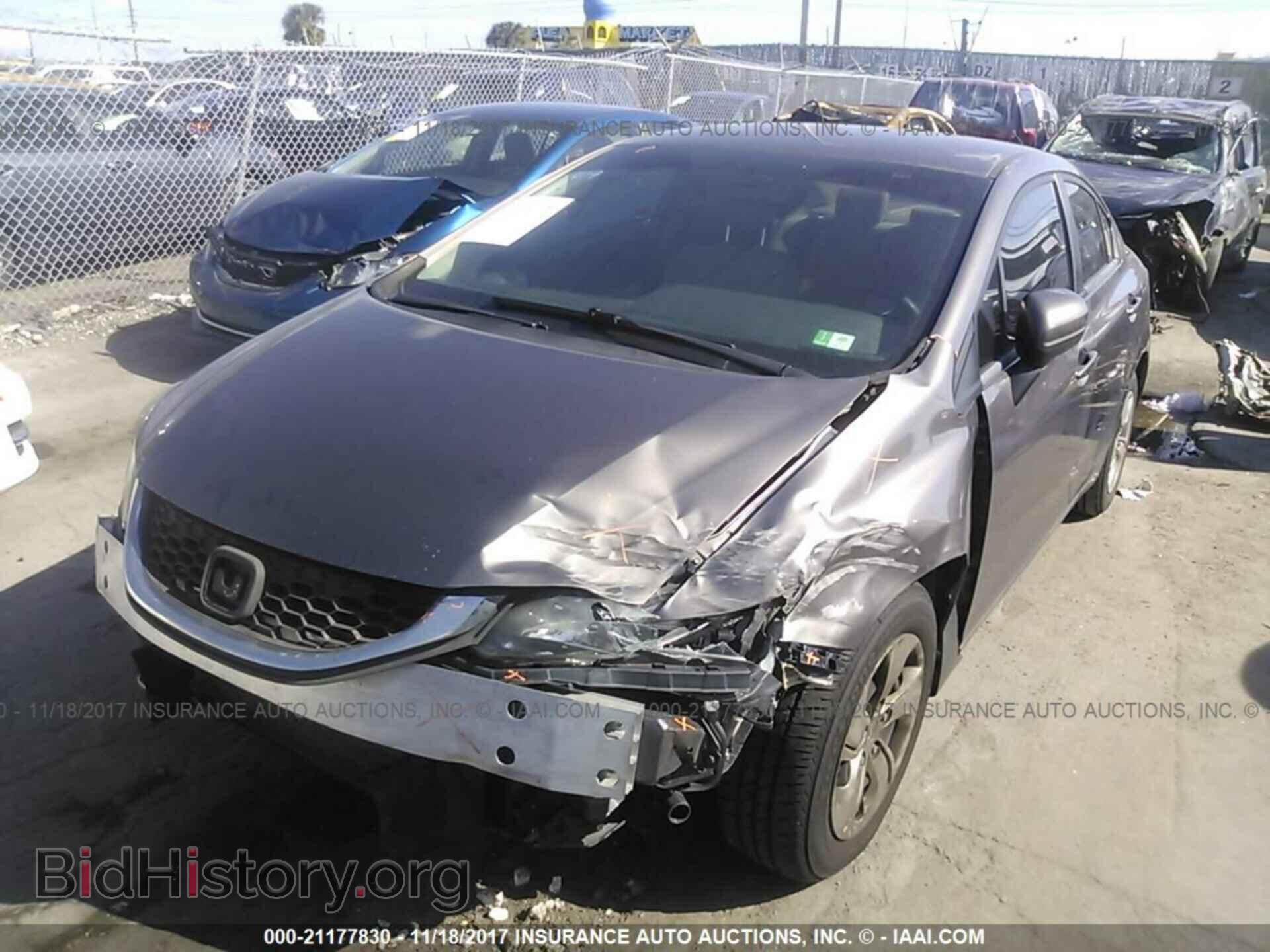 2014 Honda Civic - VIN: 19XFB2F52EE006562 - Фото 2