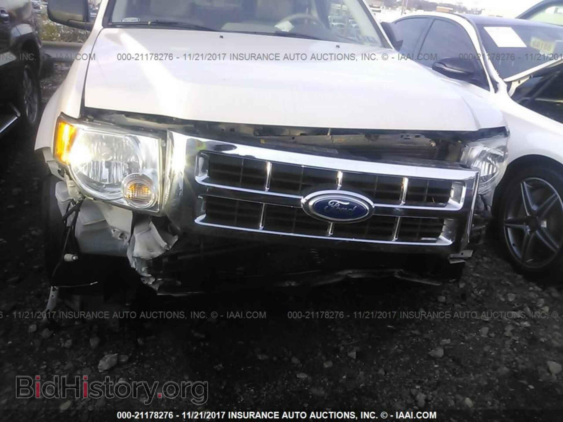 2011 Ford Escape - VIN: 1FMCU9D79BKB09458 - Photo 6