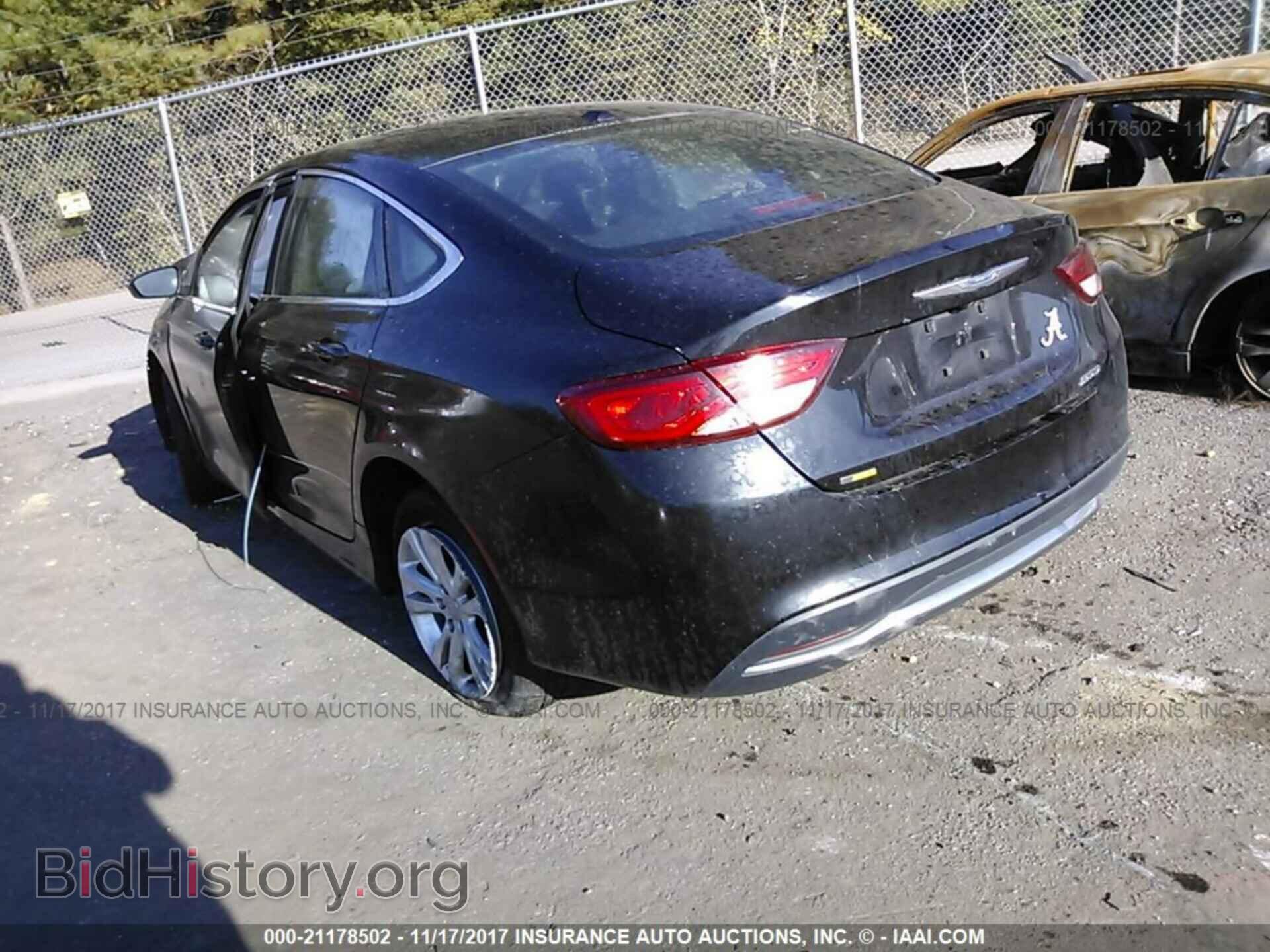 2015 Chrysler 200 - VIN: 1C3CCCAB2FN659977 - Photo 3