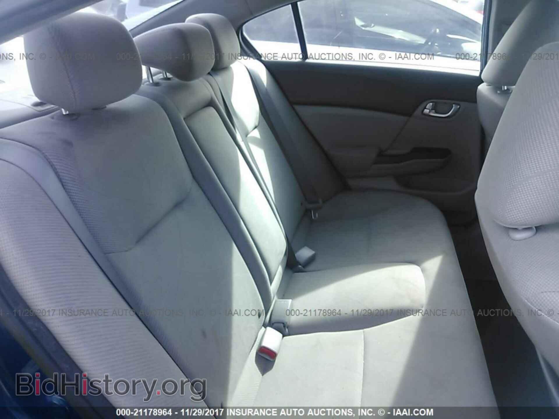 2012 Honda Civic - VIN: 19XFB2F86CE318035 - Photo 8