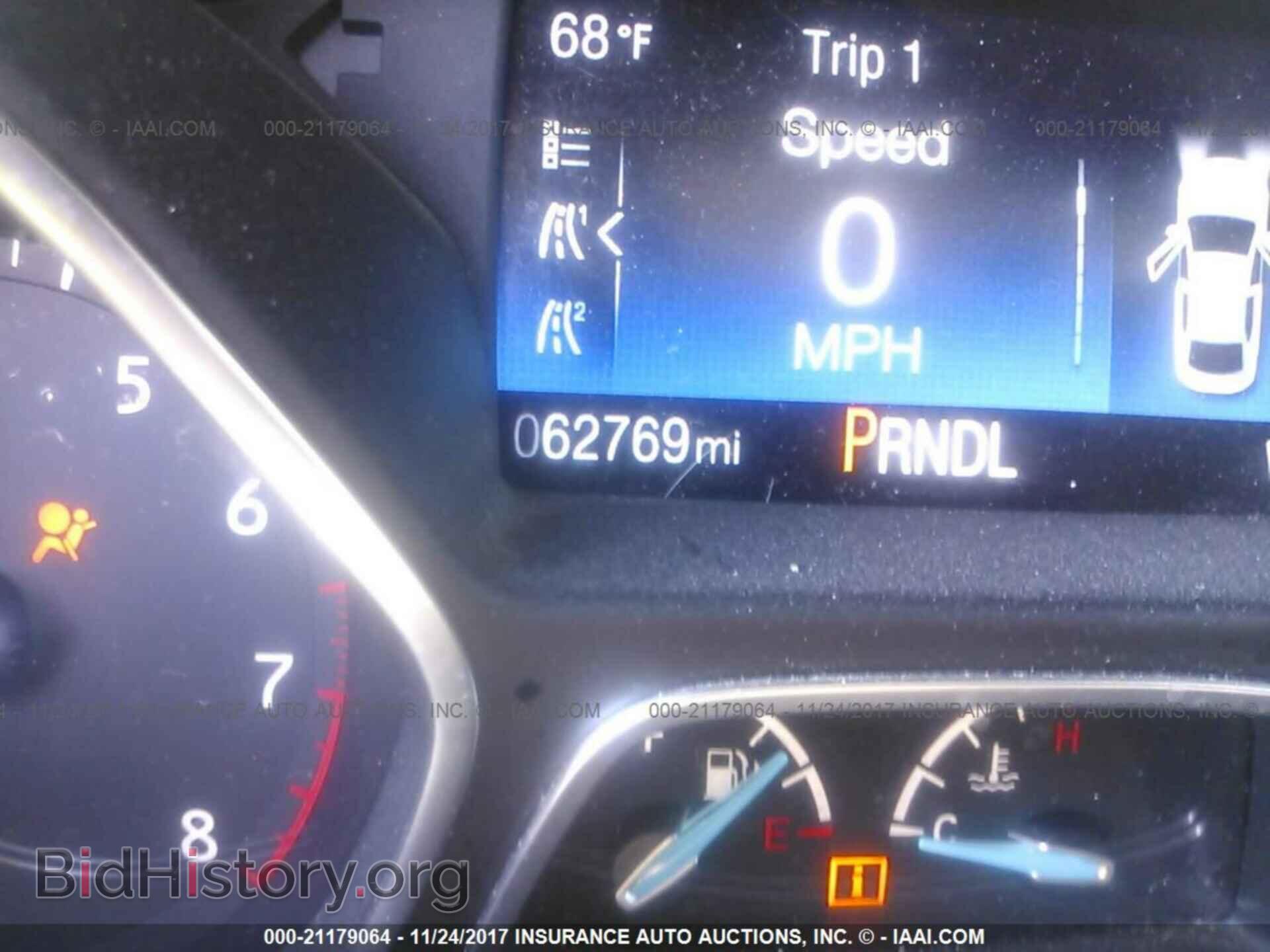2016 Ford Focus - VIN: 1FADP3F2XGL344635 - Photo 7