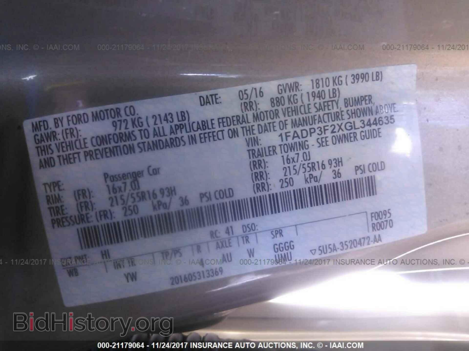 2016 Ford Focus - VIN: 1FADP3F2XGL344635 - Photo 9