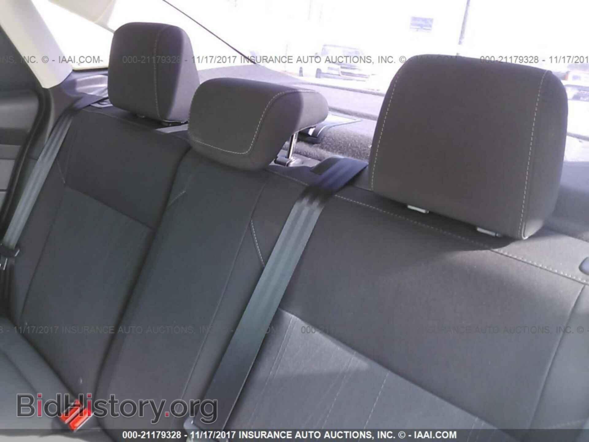 2016 Ford Focus - VIN: 1FADP3F24GL360846 - Photo 8