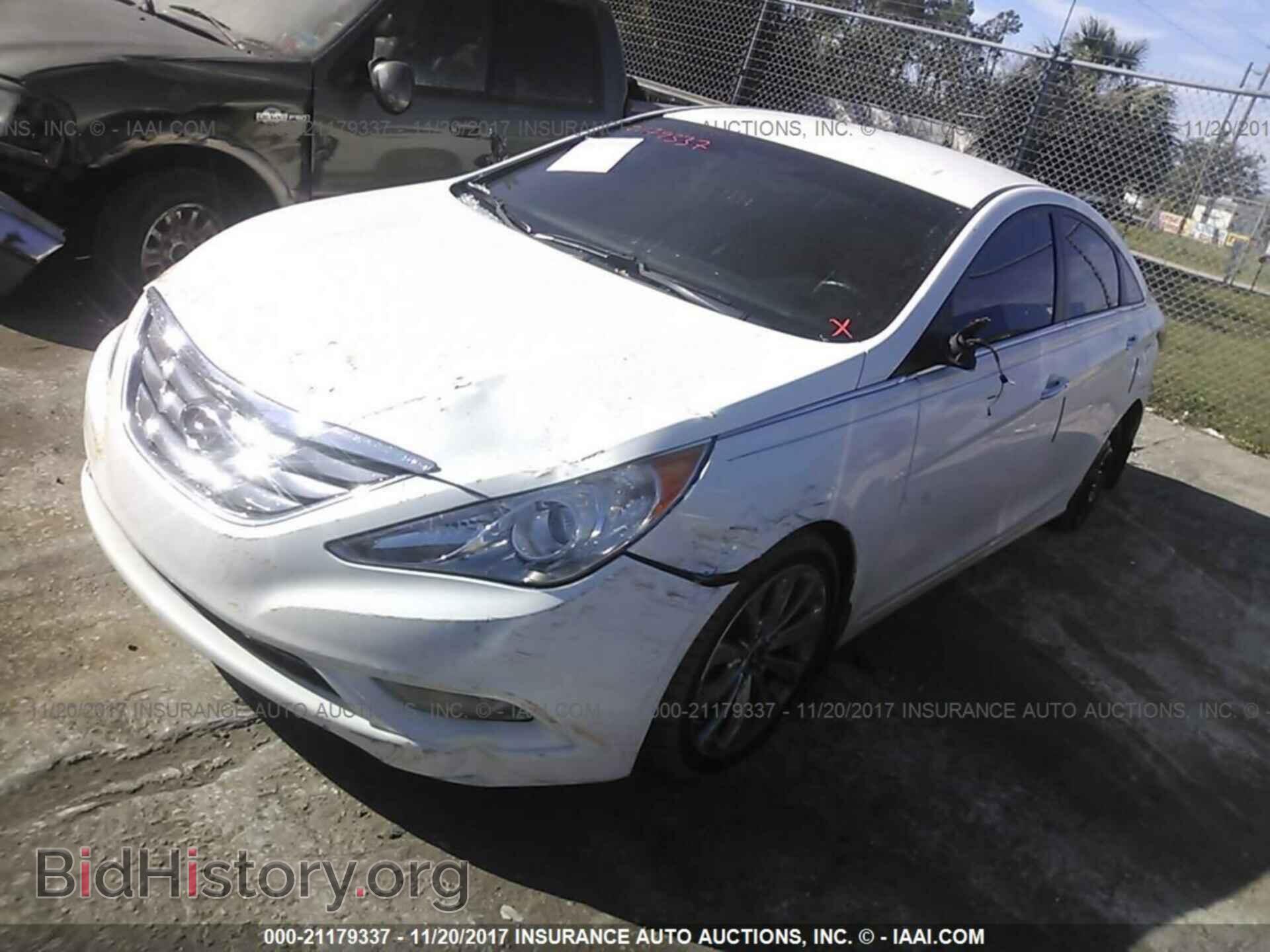 2012 Hyundai Sonata - VIN: 5NPEC4AB6CH480332 - Photo 2