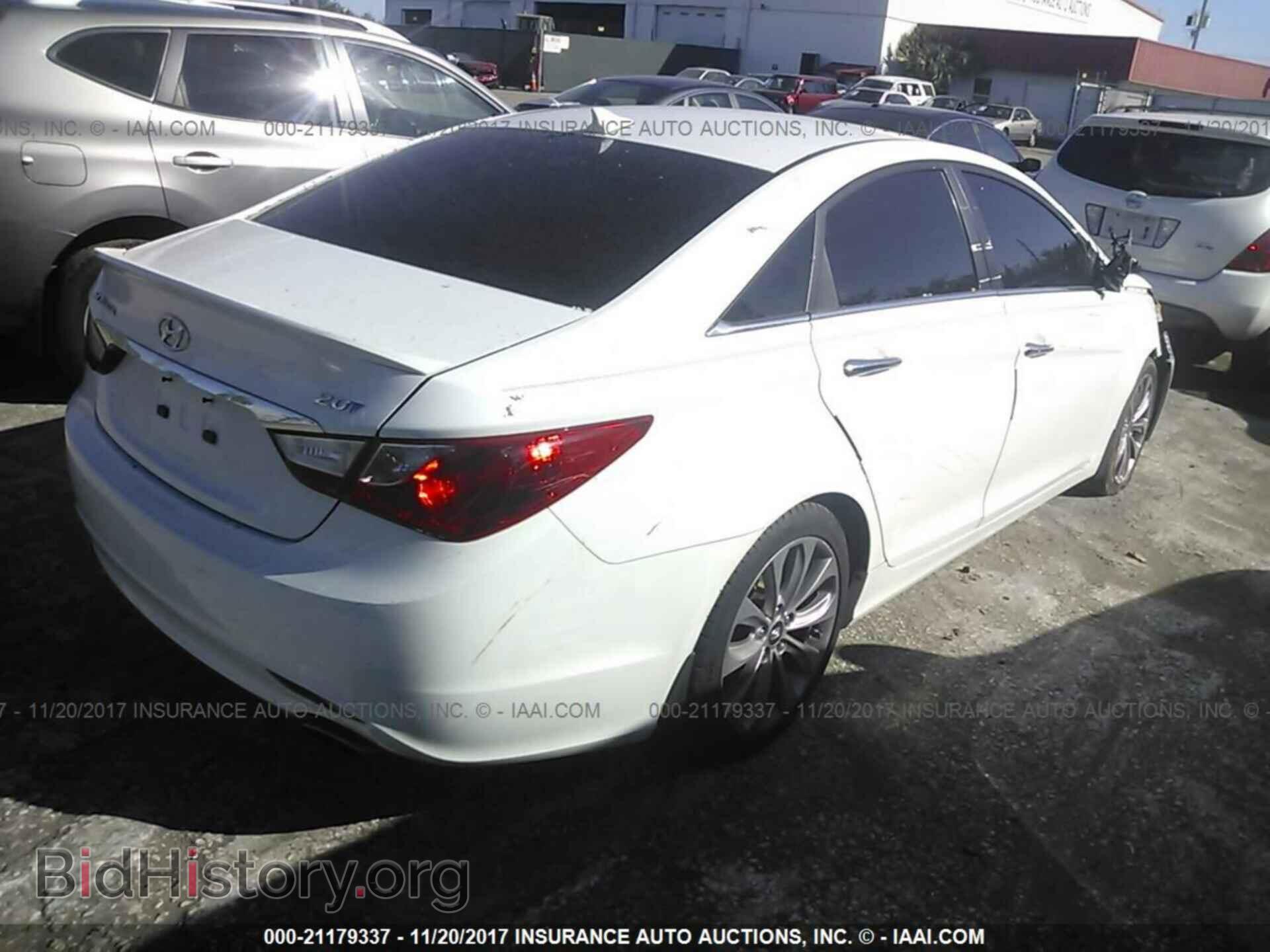 2012 Hyundai Sonata - VIN: 5NPEC4AB6CH480332 - Photo 4
