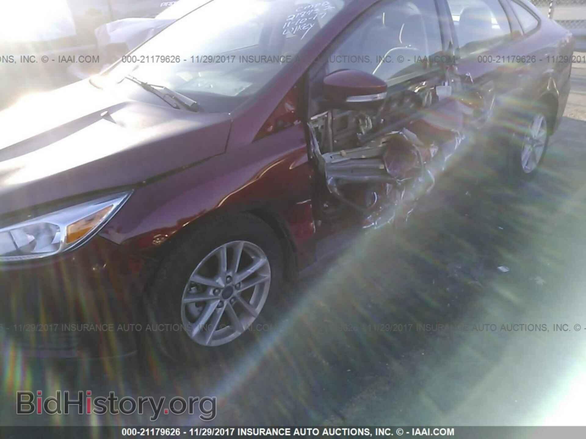 2017 Ford Focus - VIN: 1FADP3F20HL218432 - Photo 6