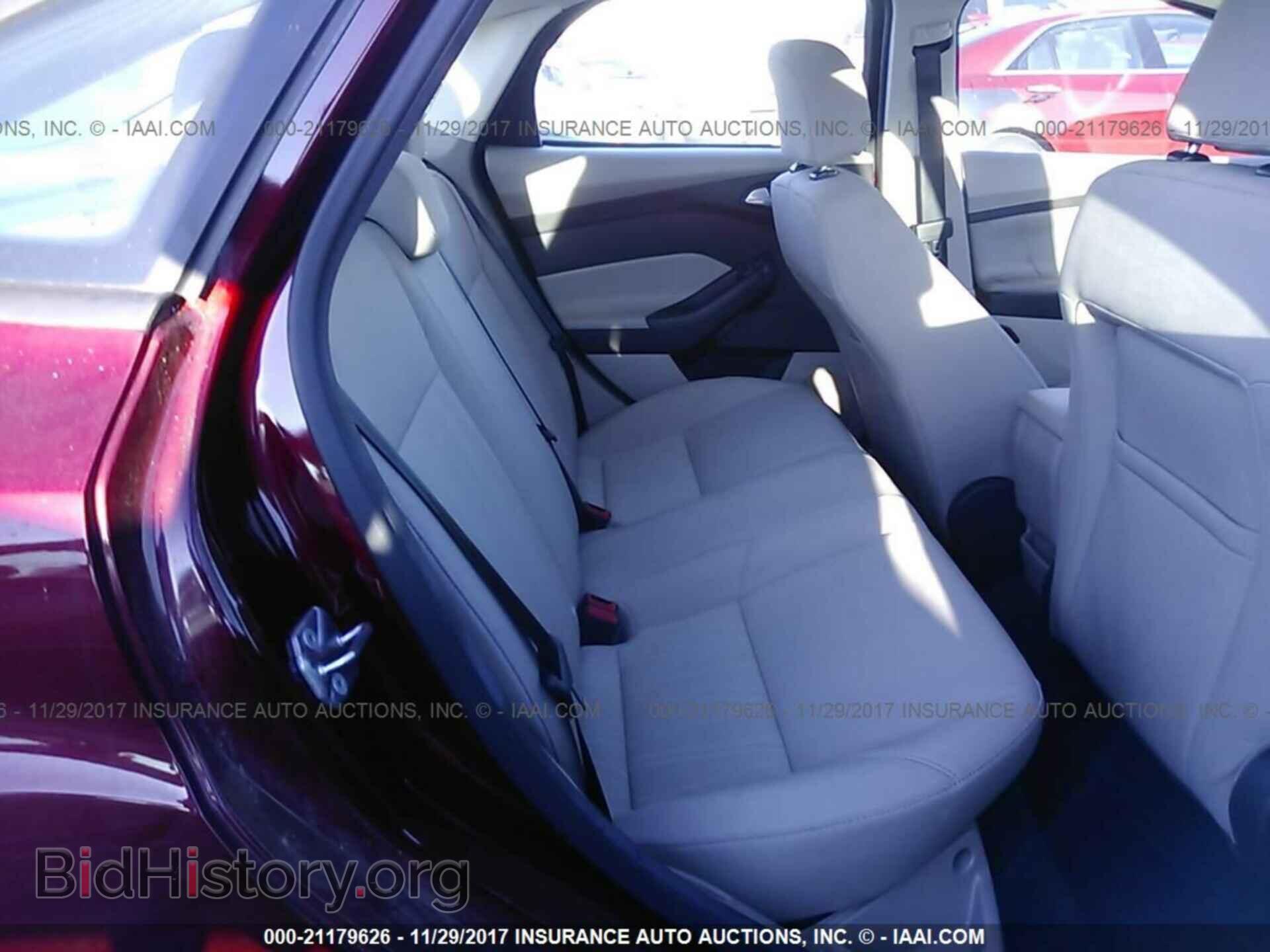2017 Ford Focus - VIN: 1FADP3F20HL218432 - Photo 8