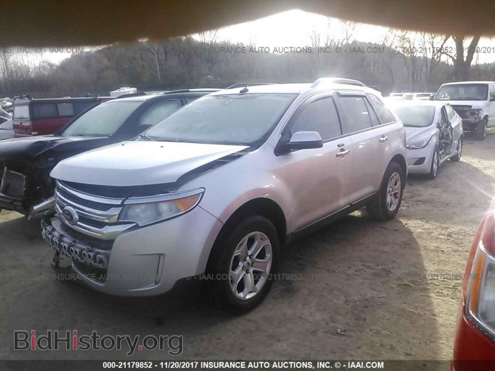 2011 Ford Edge - VIN: 2FMDK3JC4BBB20032 - Фото 2