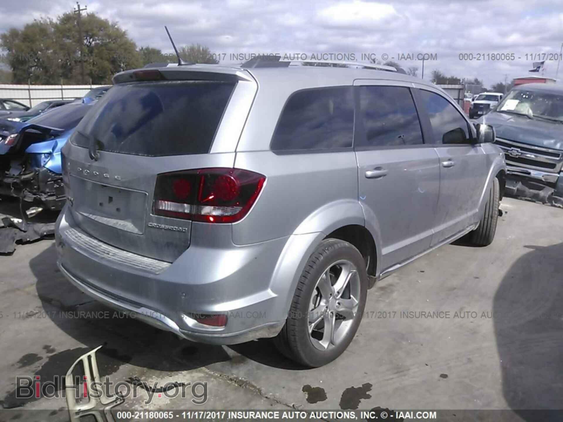 2017 Dodge Journey - VIN: 3C4PDCGB6HT602749 - Фото 4