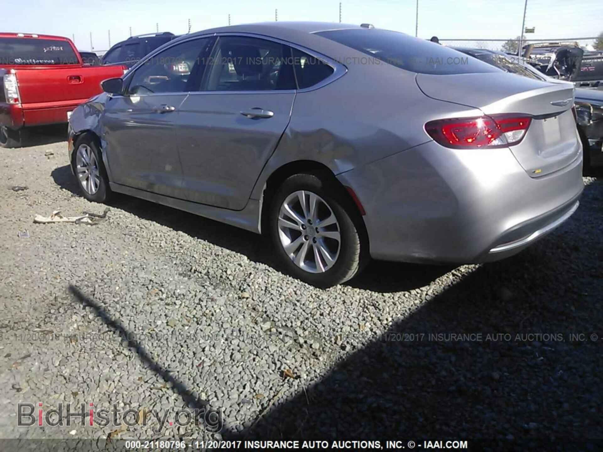 2016 Chrysler 200 - VIN: 1C3CCCAB9GN165052 - Фото 3