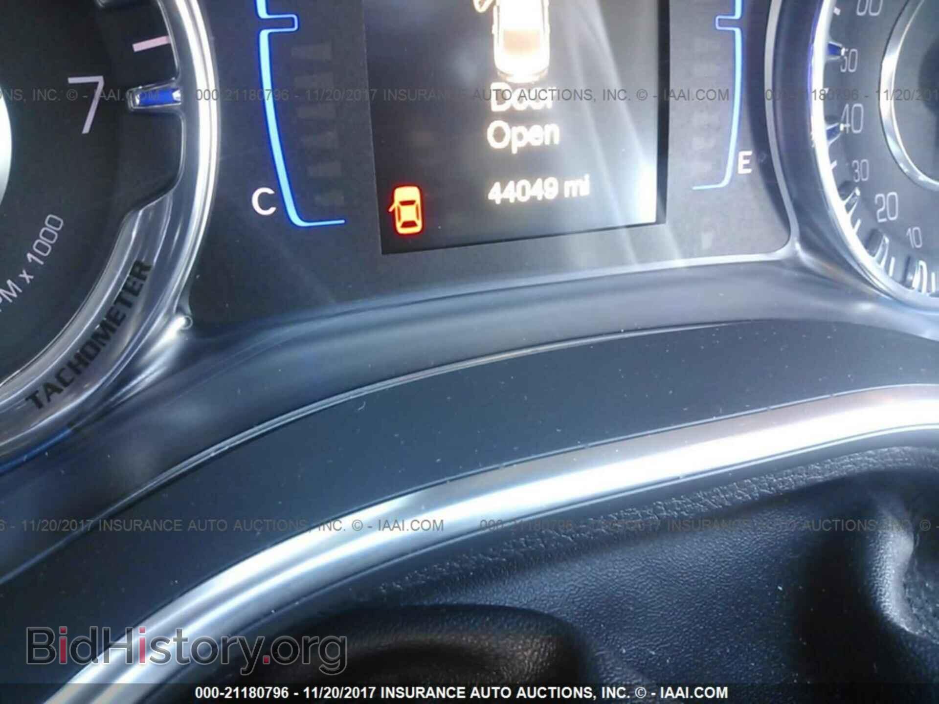 2016 Chrysler 200 - VIN: 1C3CCCAB9GN165052 - Фото 7
