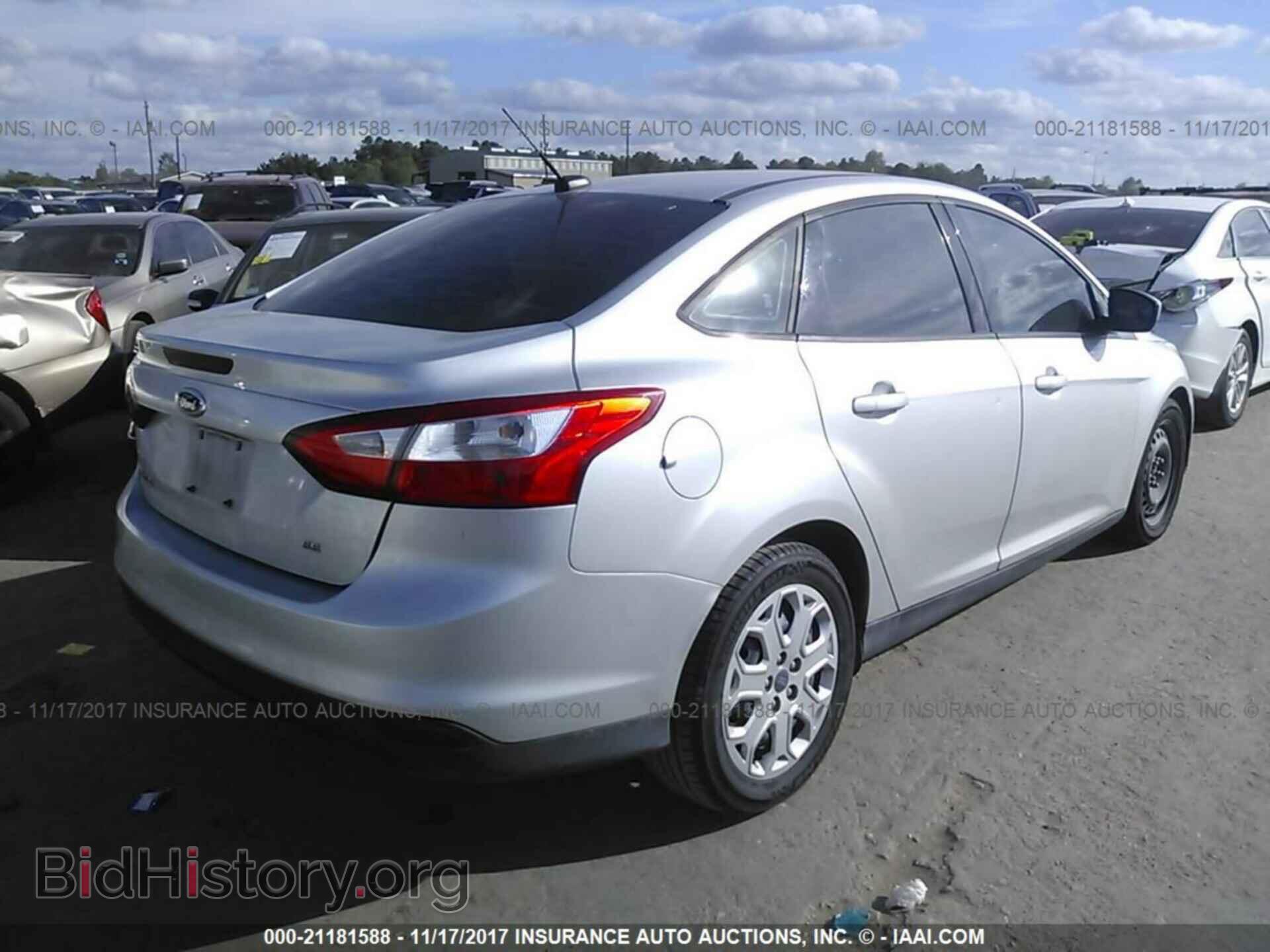 2012 Ford Focus - VIN: 1FAHP3F2XCL278552 - Фото 4