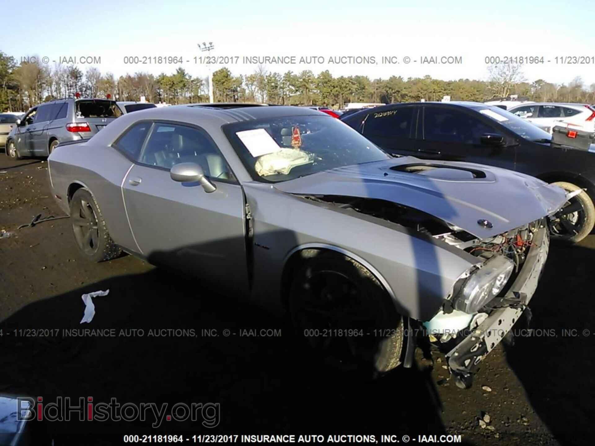 Photo 2C3CDYBT3EH253215 - Dodge Challenger 2014