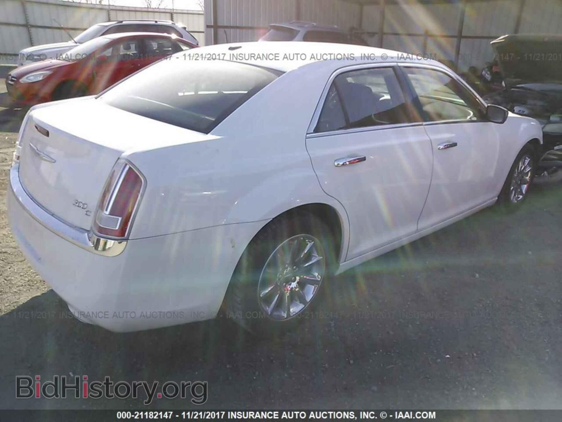 2012 Chrysler 300c - VIN: 2C3CCAET9CH268031 - Фото 4