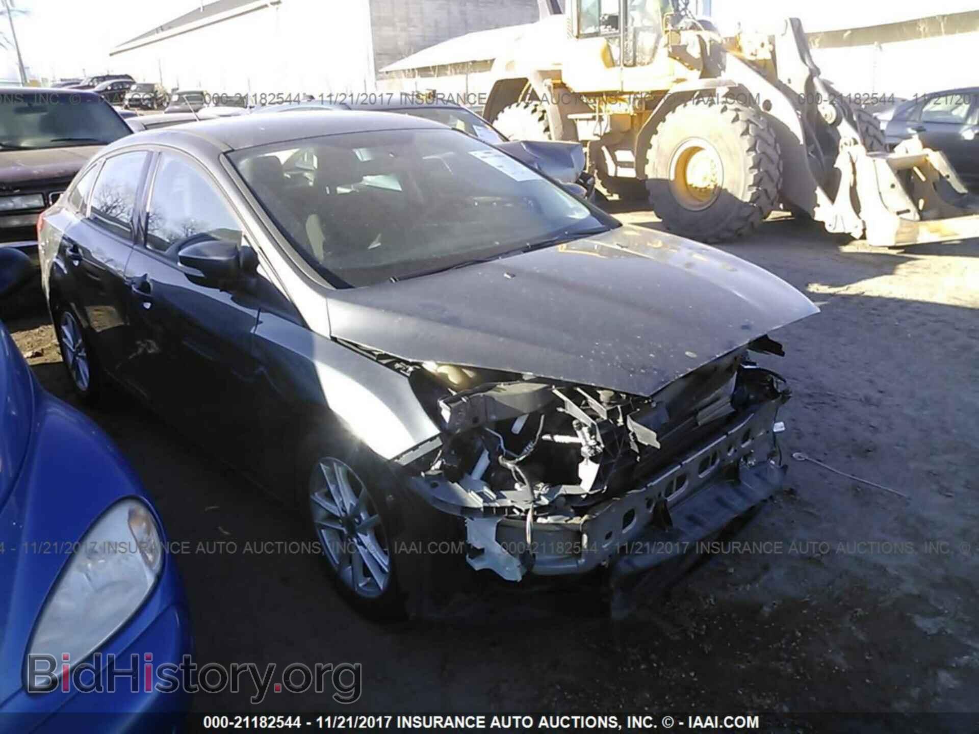 Photo 1FADP3F28FL318338 - Ford Focus 2015