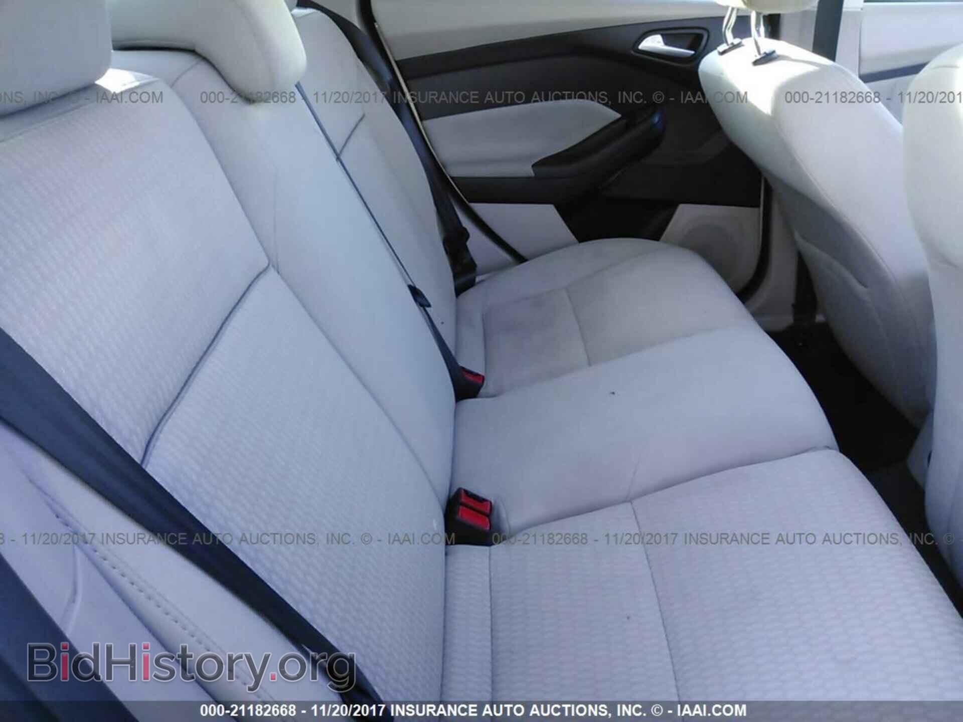 2012 Ford Focus - VIN: 1FAHP3H27CL200520 - Photo 8