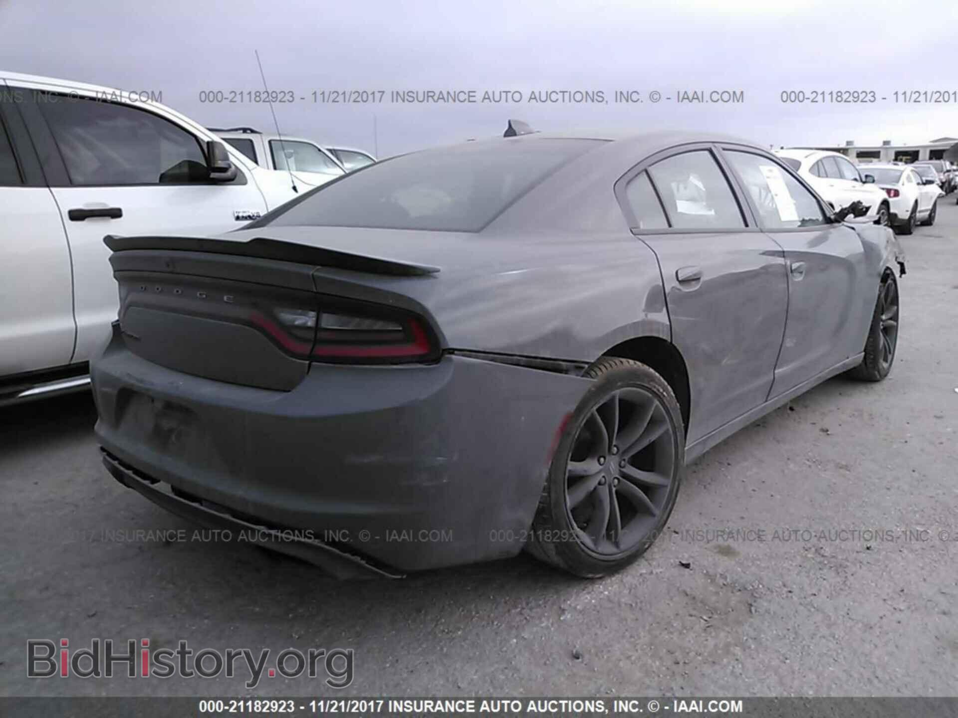 2017 Dodge Charger - VIN: 2C3CDXHG1HH543896 - Фото 4